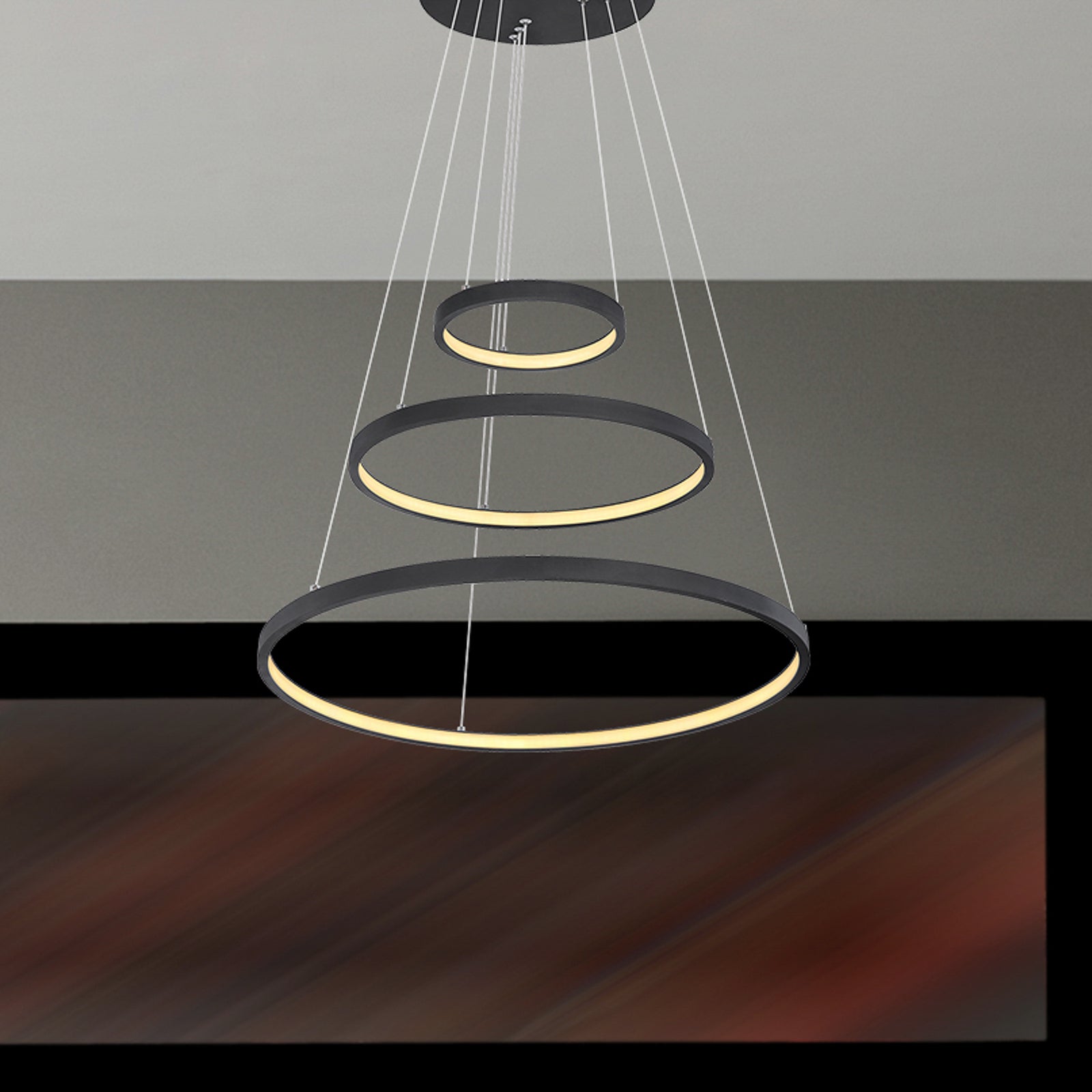 Pendellampe Ralph LED 3-lys dimbar Ø51 cm svart bakside