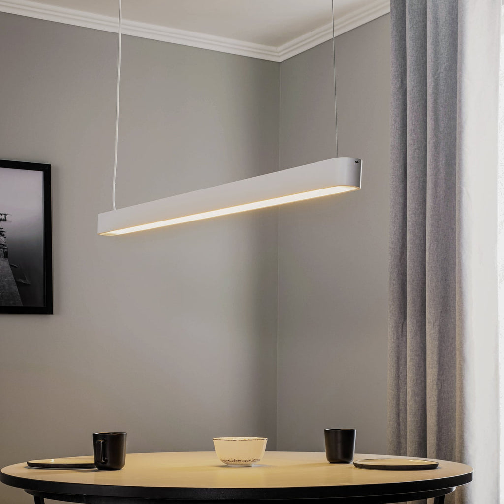 Pendellampe Soft hvit aluminium forfra