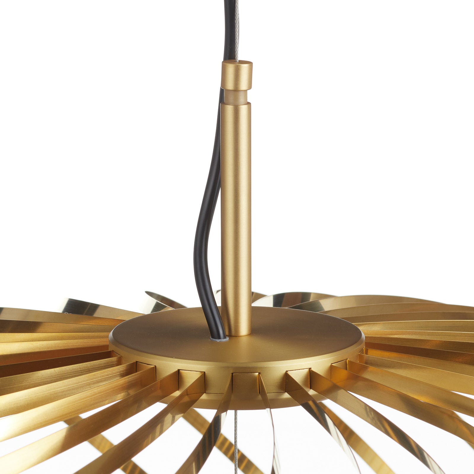 Pendellampe Spring Small dimbar messing Ø56 cm opphengsdetalj