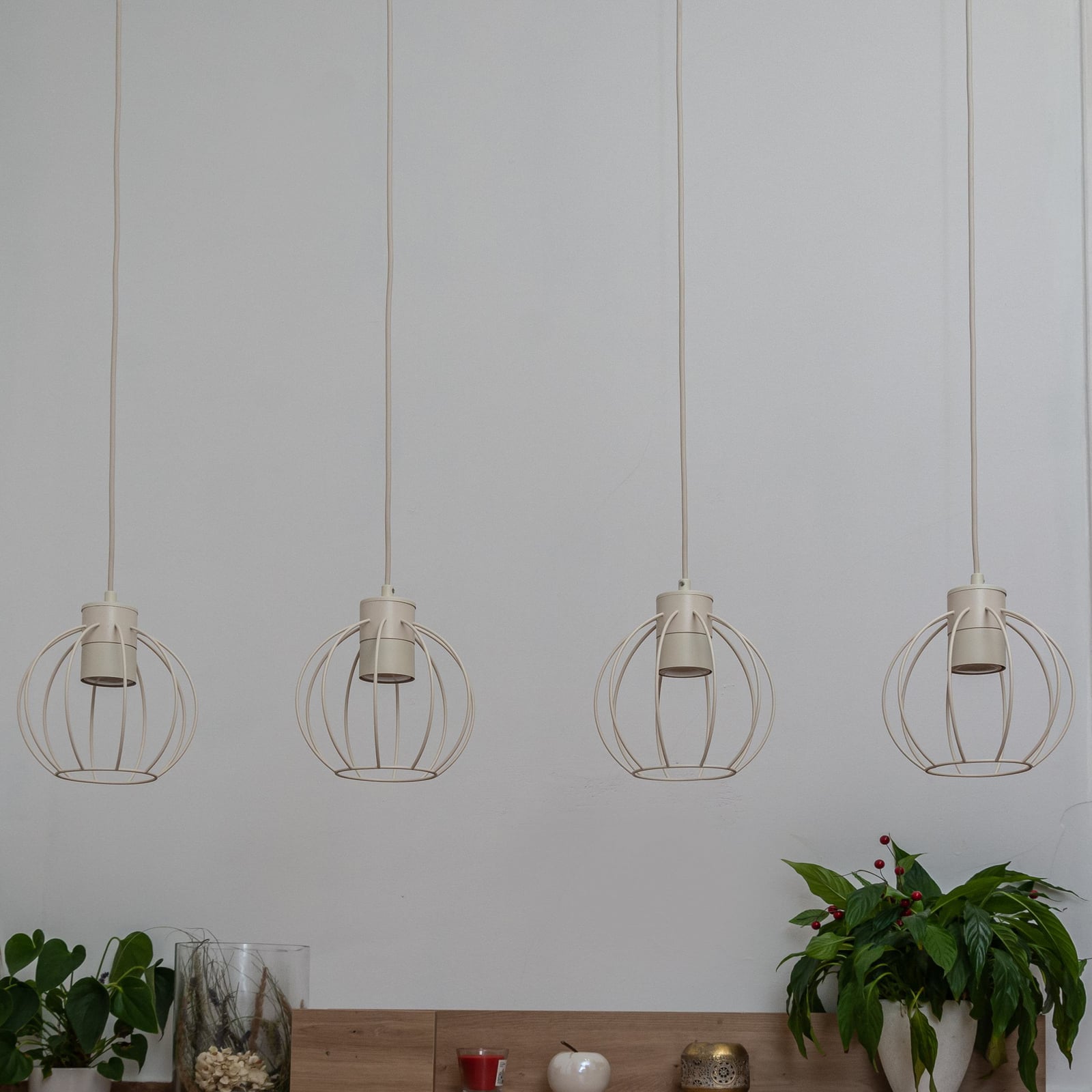 Pendellampe STARLIGHT kremhvit 4-lys 100 cm metall detalj av armatur