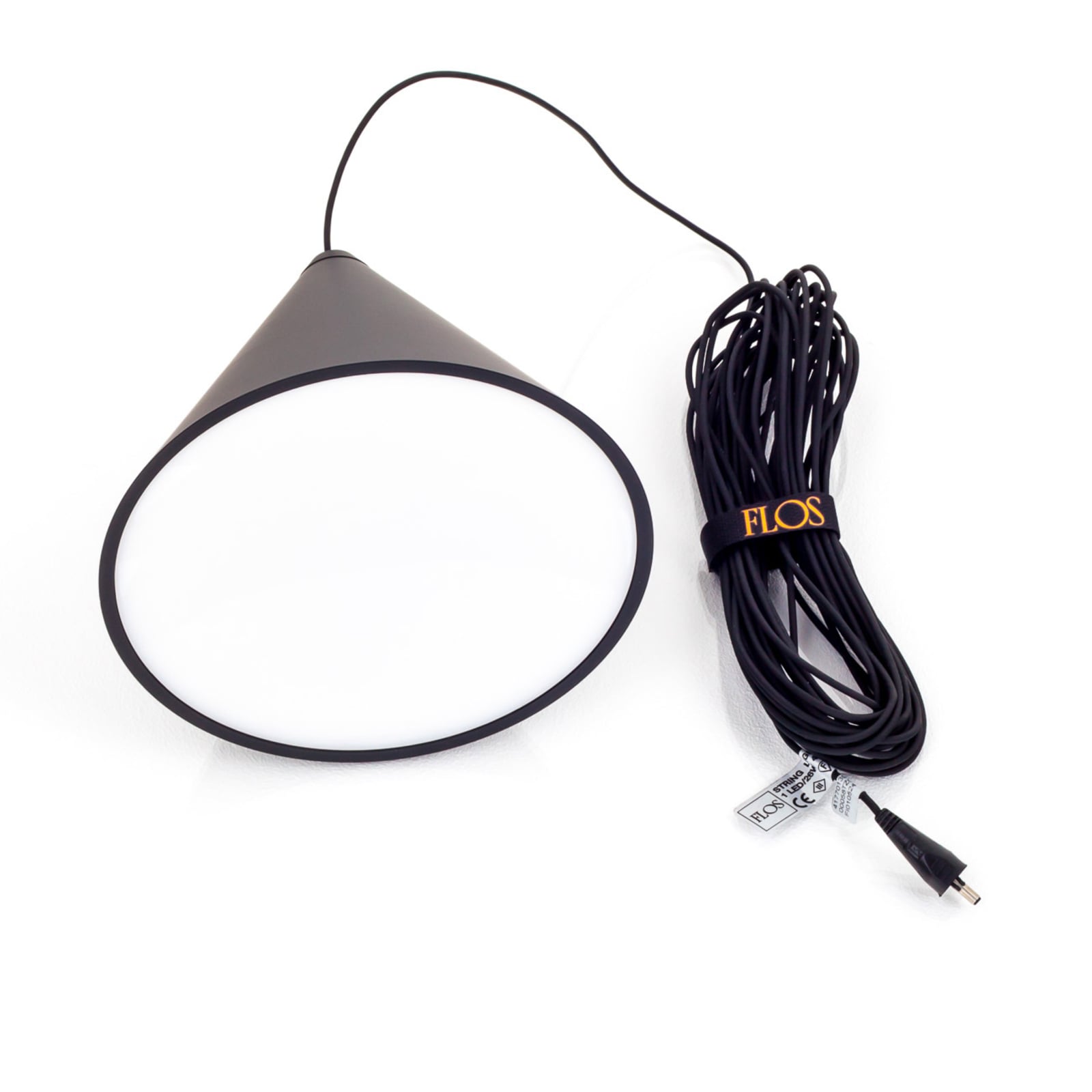 Pendellampe String Light dimbar 12m kabel kjegle Ø19 cm design av Michael Anastassiades