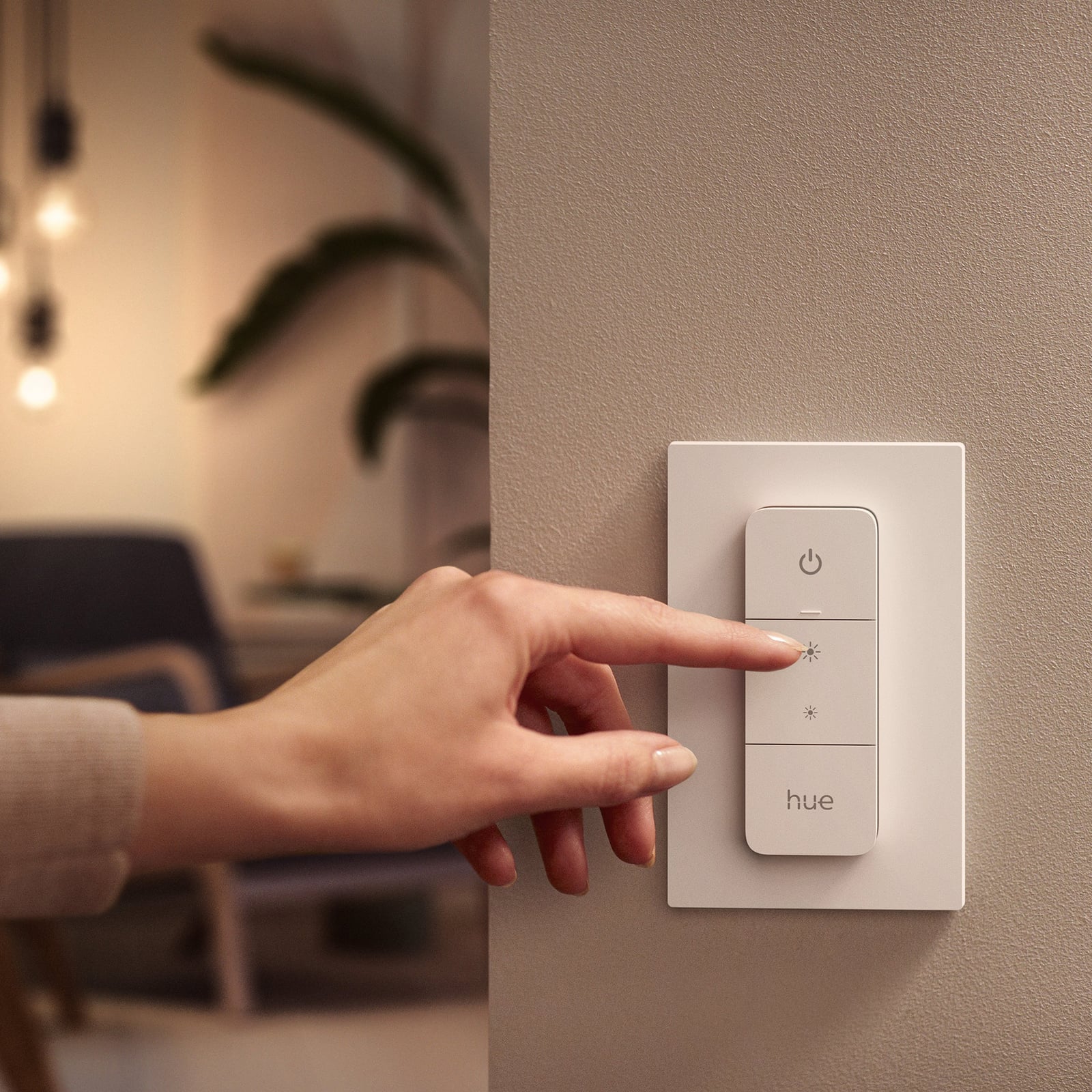 Philips Hue Enrave LED taklampe svart CCT dimbar Ø26 cm med dimmer