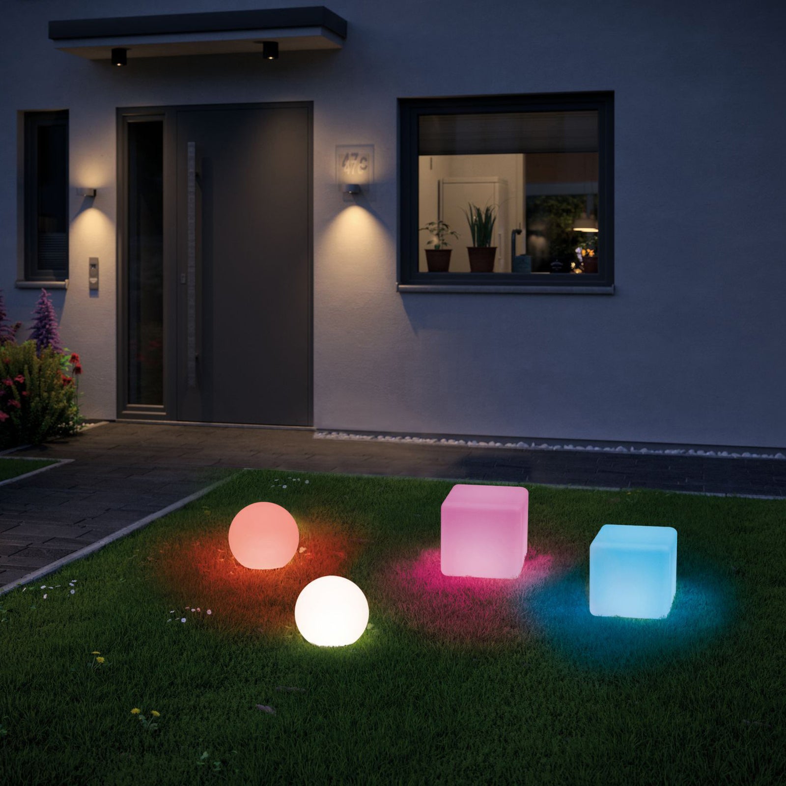 Plug & Shine dekolampe Globe RGBW ZigBee lysfarger