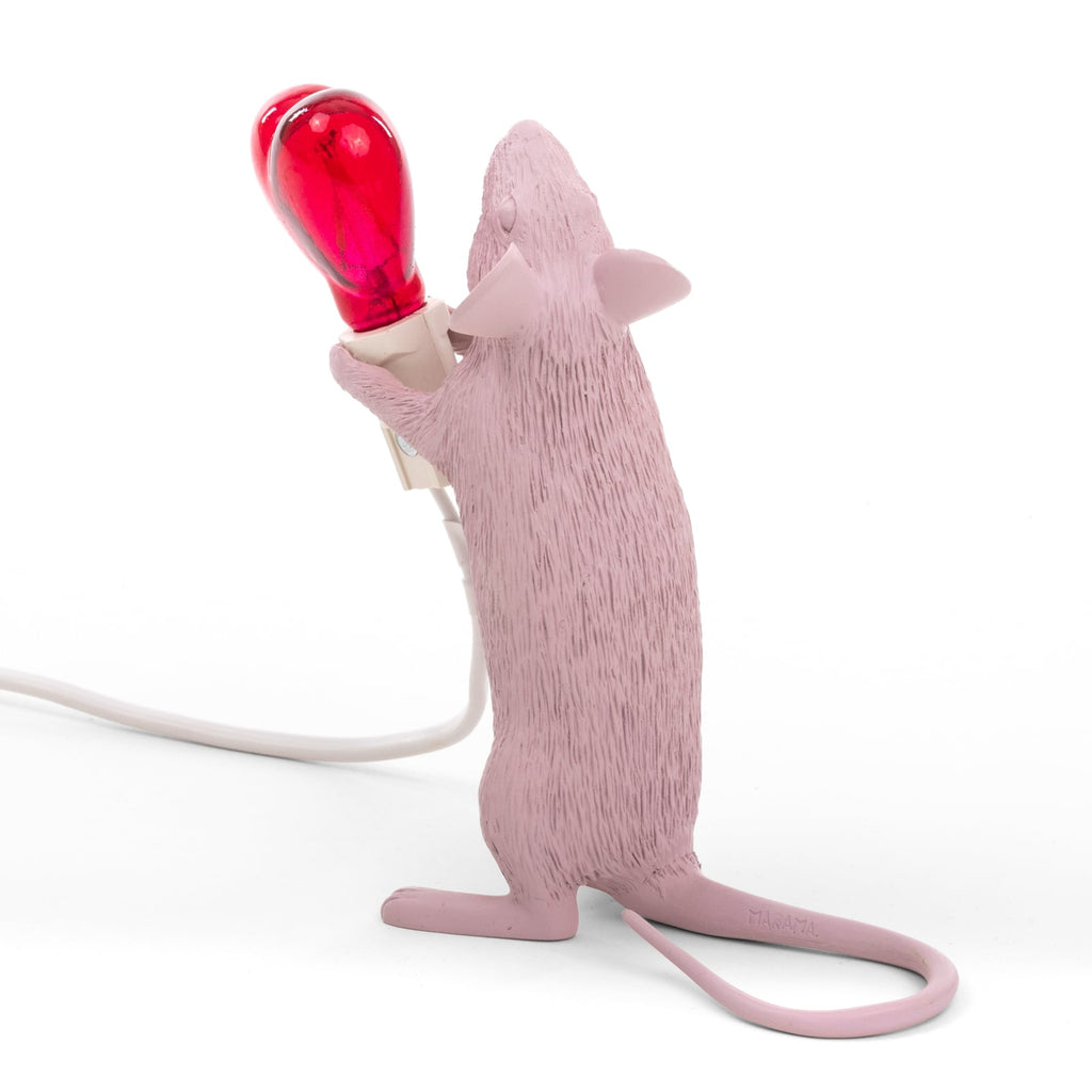 Detalj av SELETTI Mouse Lamp Valentine dekorlampe USB hvit/rød E14