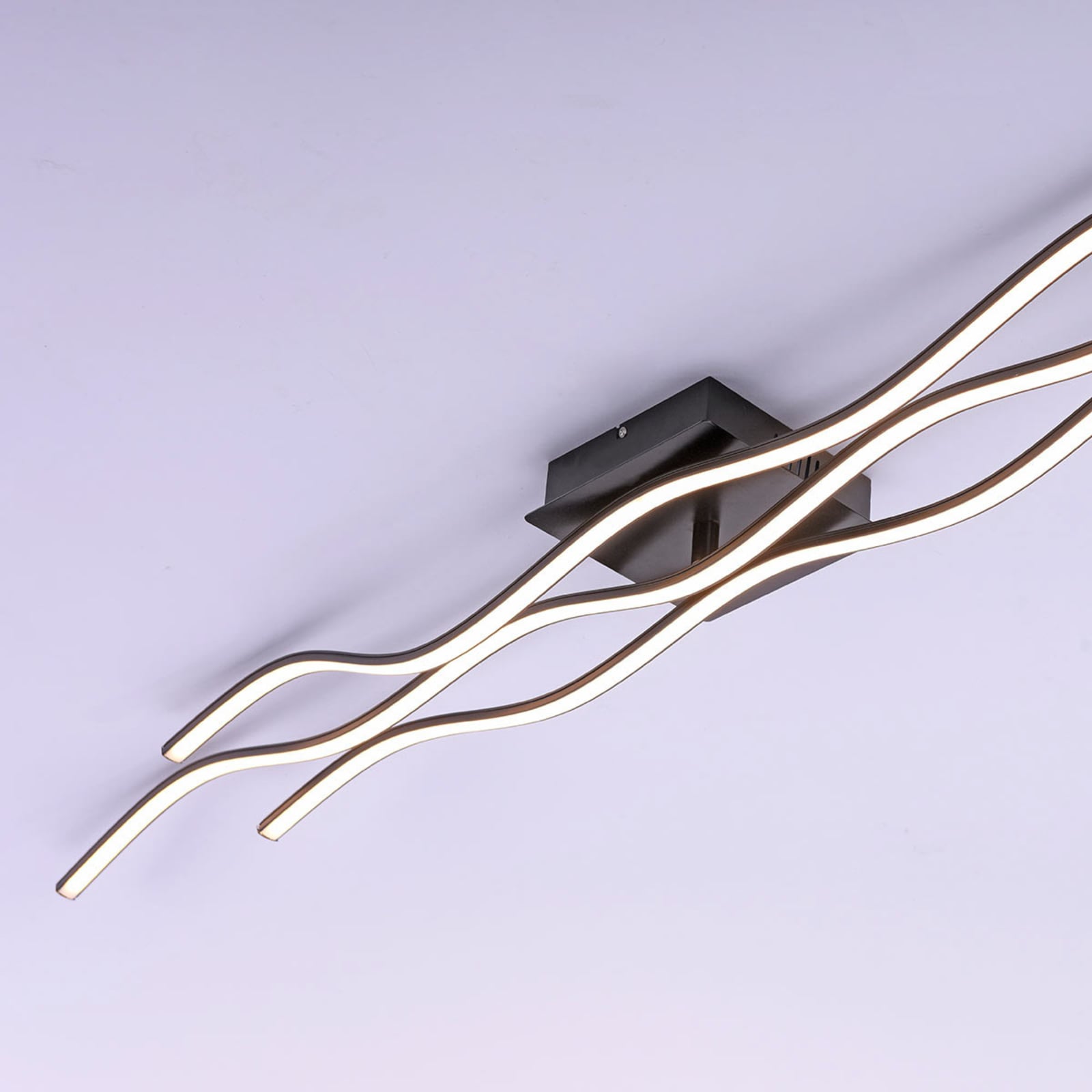 Sideprofil av LED taklampe Wave bølgeformet svart