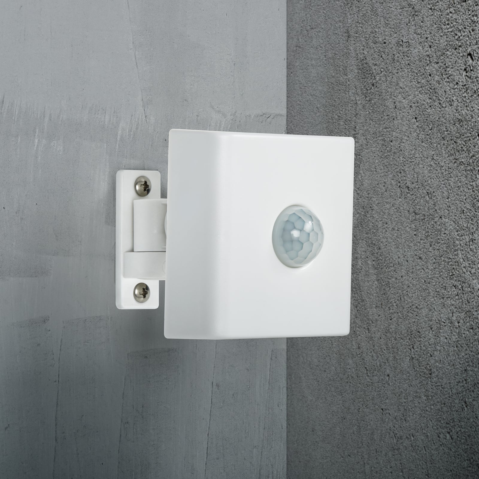 Smart bevegelsessensor og skumringssensor IP54 hvit - Nordlux forfra