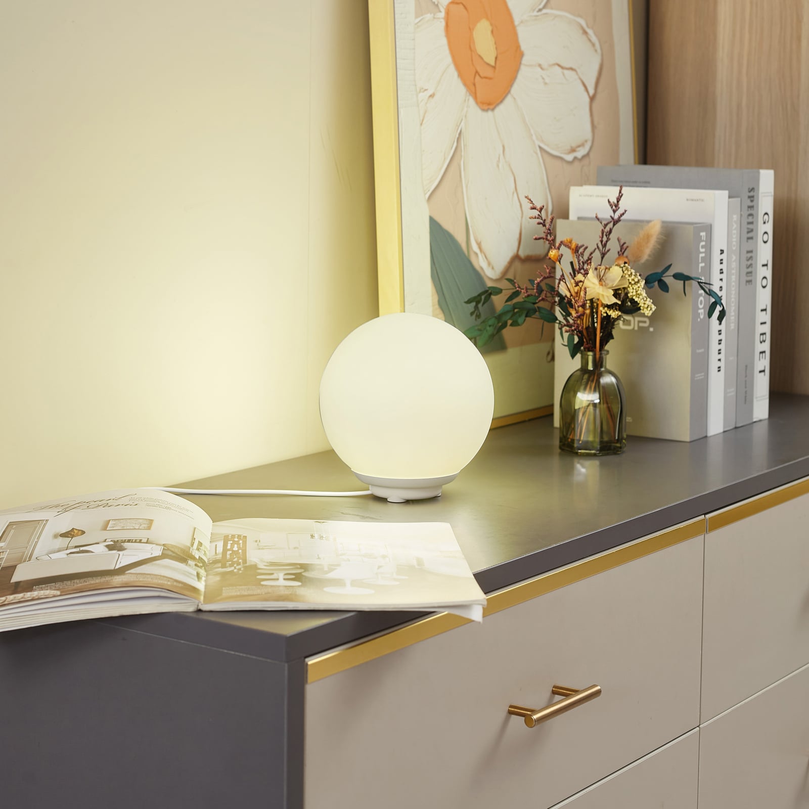 Smart LED-bordlampe Cosmia bakside med kabel