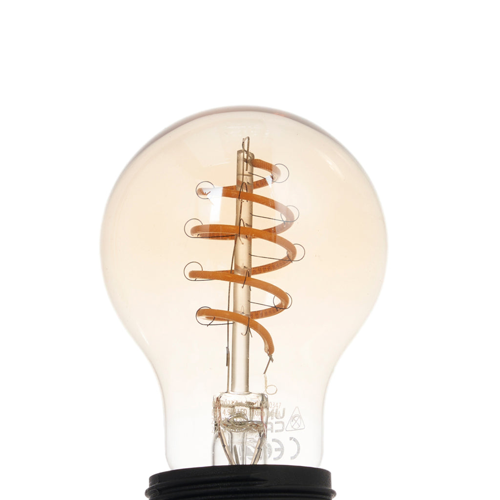 Nærbilde av filament i Smart LED filamentpære E27 A60 4,9W dimbar amber Zigbee - LUUMR