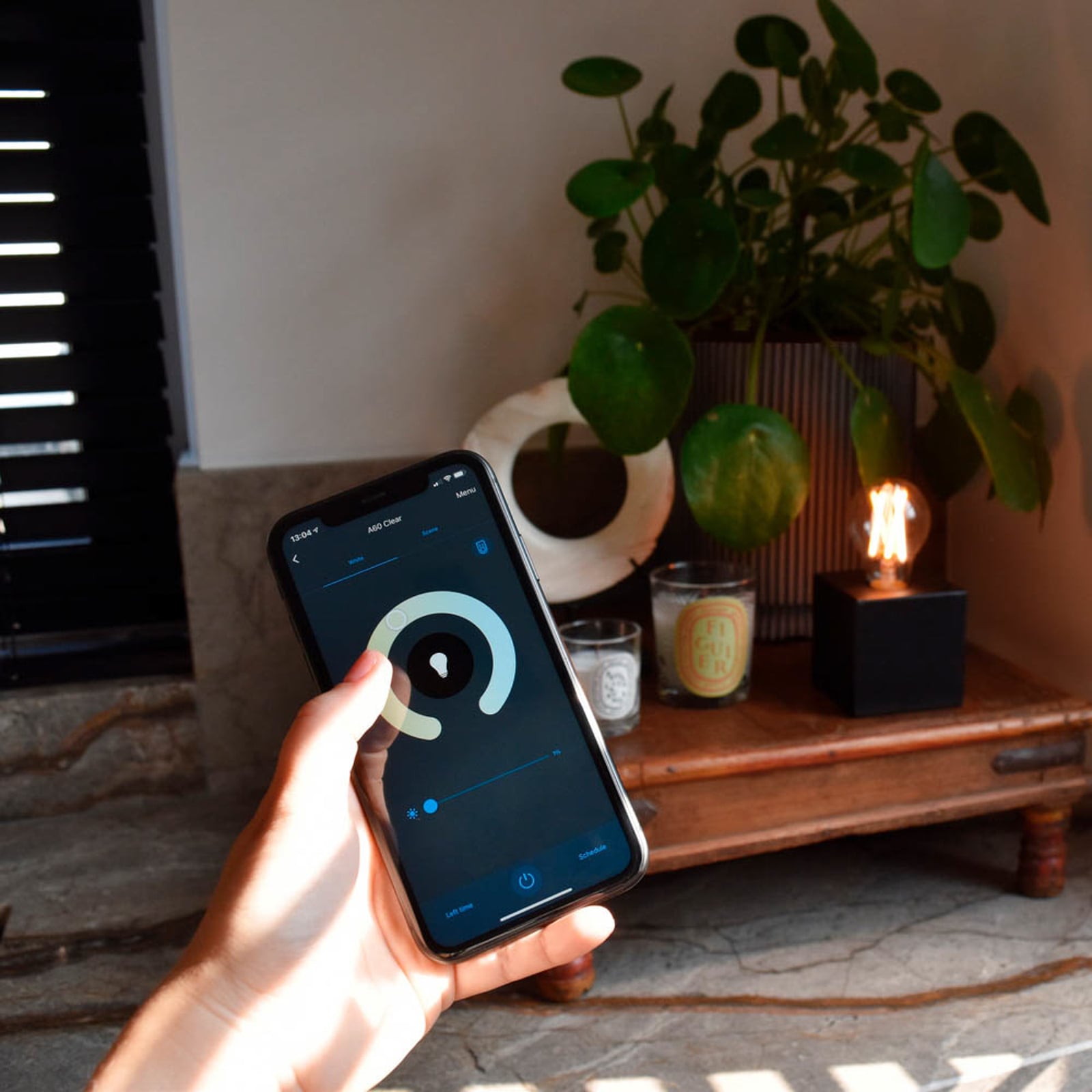 Smart LED filamentpære E27 A60 7W CCT dimbar klar WiFi - Calex med appstyring