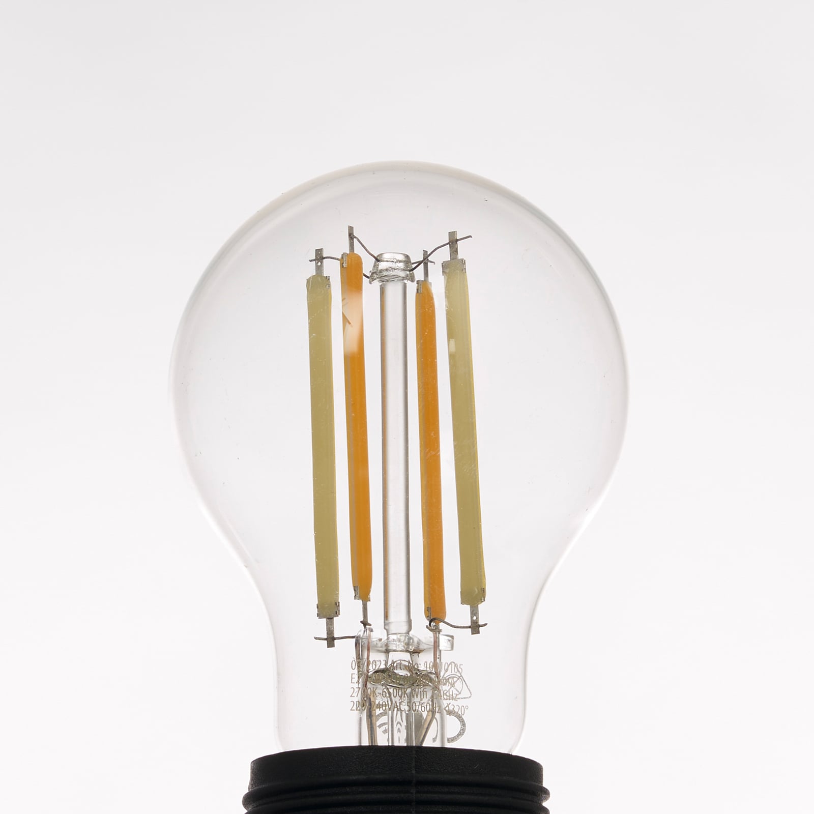 Smart LED filamentpære E27 7W CCT dimbar klar WiFi Tuya LUUMR i bruk