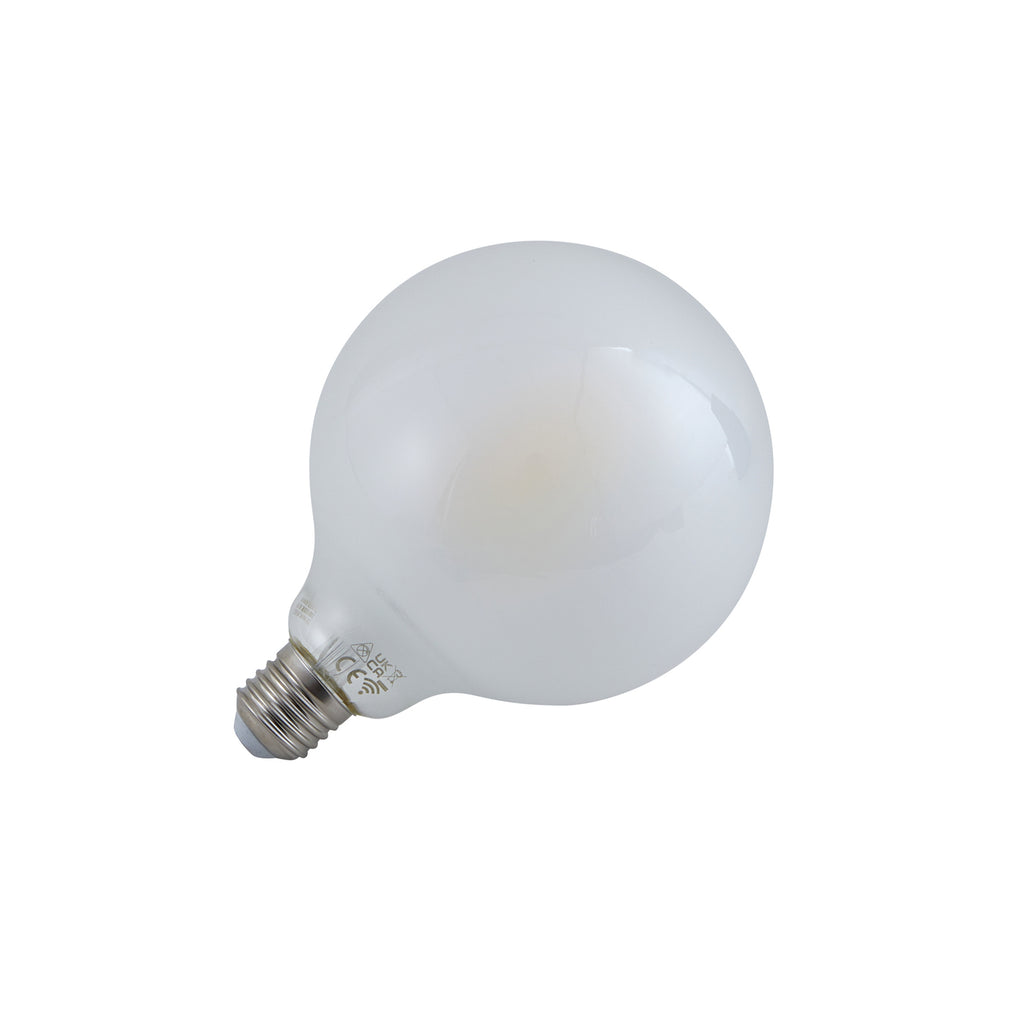 Smart LED-globepære E27 G125 7W CCT WiFi dimbar matt i bruk
