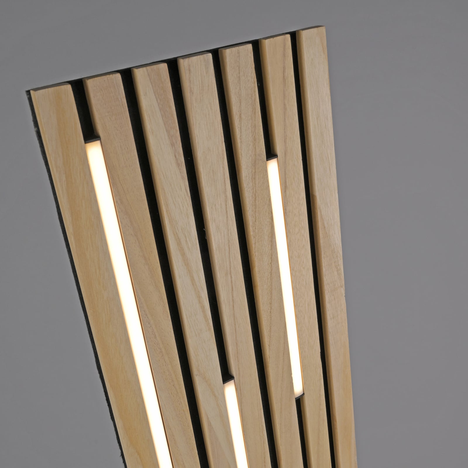 Smart LED-gulvlampe Q-Akustik lysdetalj
