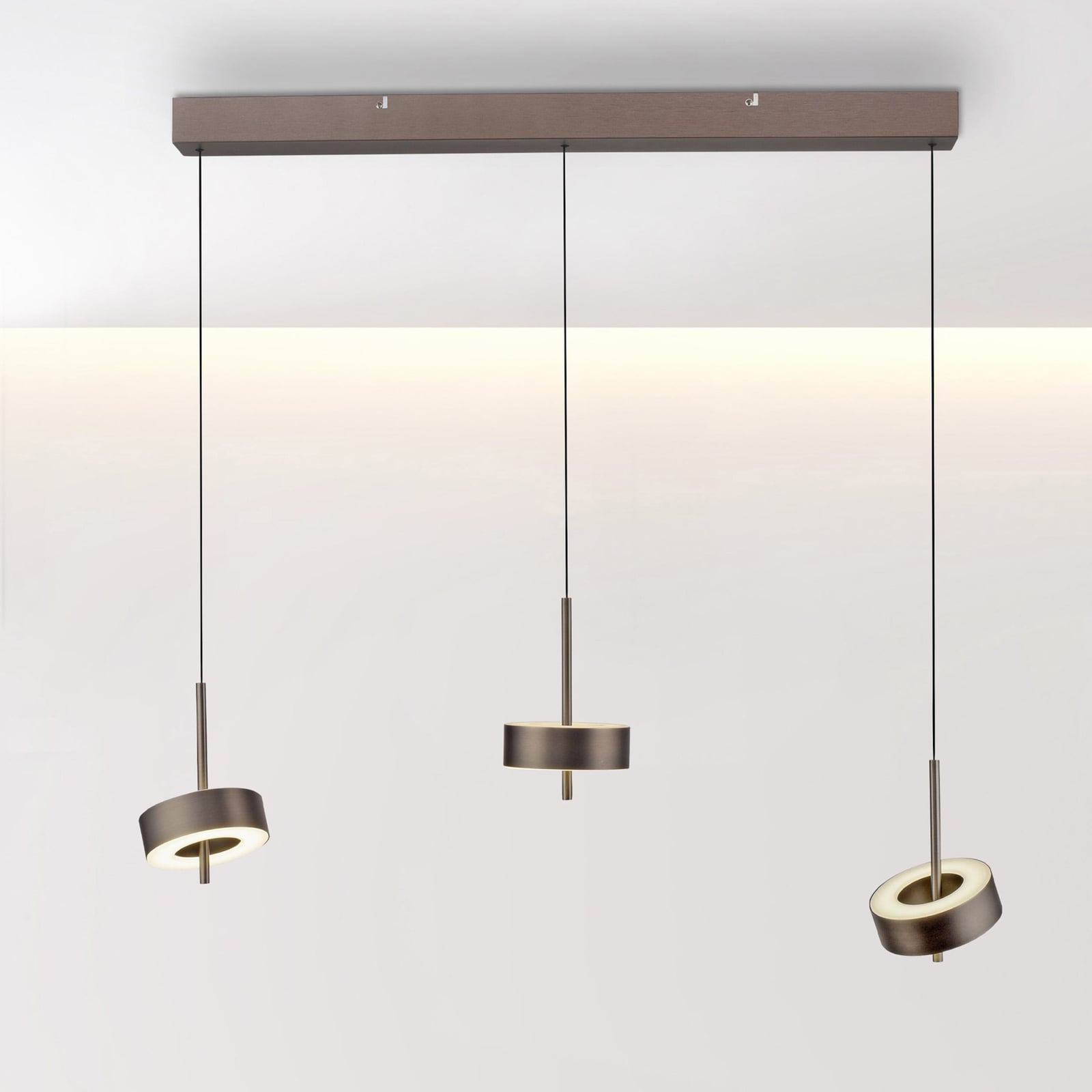 Smart LED-pendellampe Q-Rotate 3-lys mørkebrun dimbar forfra