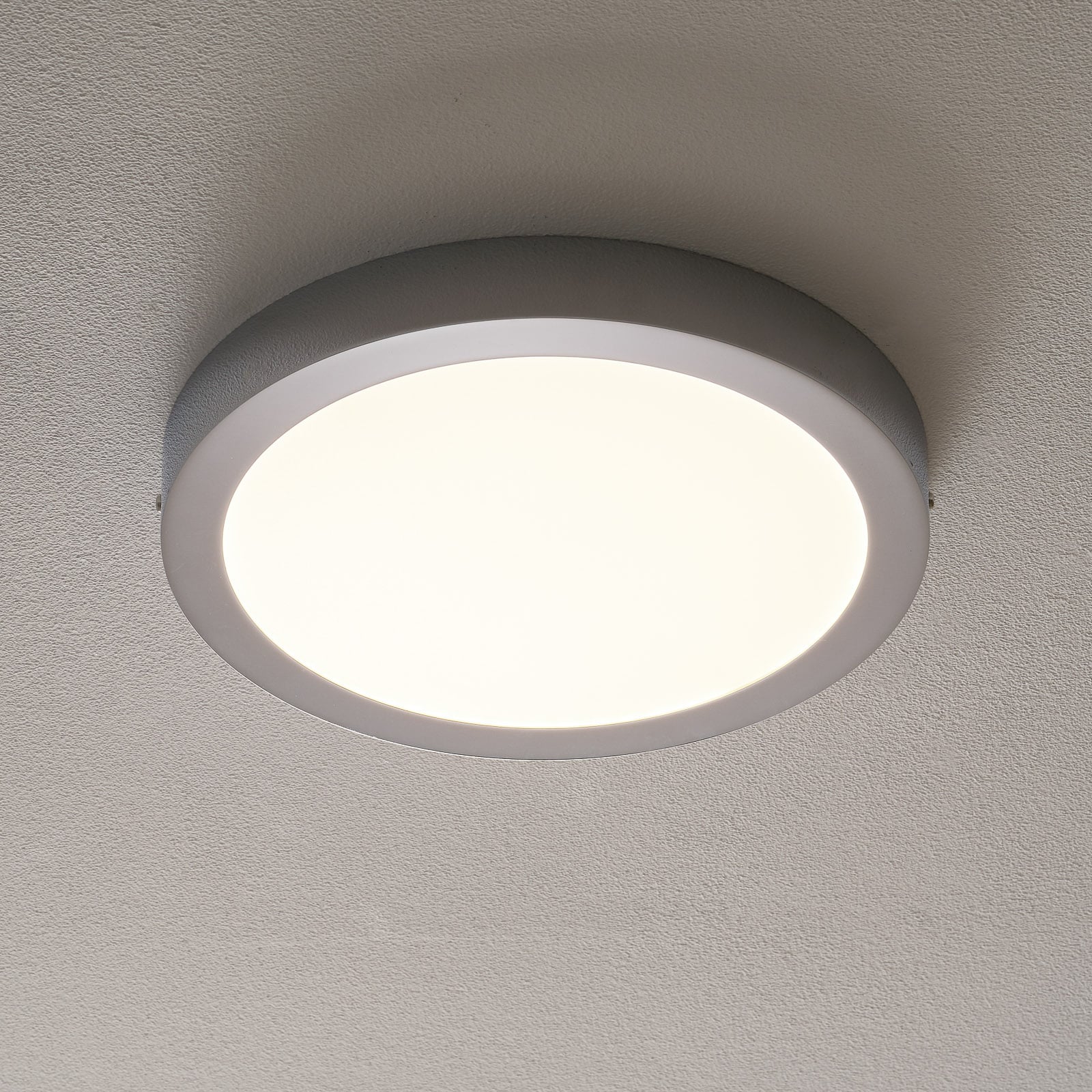 Smart LED taklampe Fueva-C rund dimbar CCT RGB krom foran