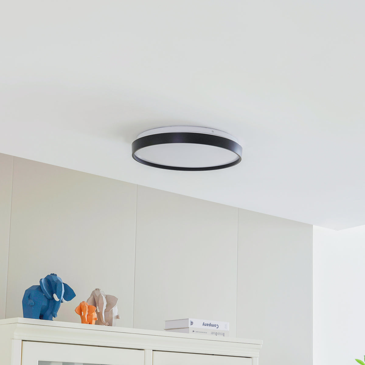 Smart LED-taklampe Mirren svart metall RGB CCT bakside