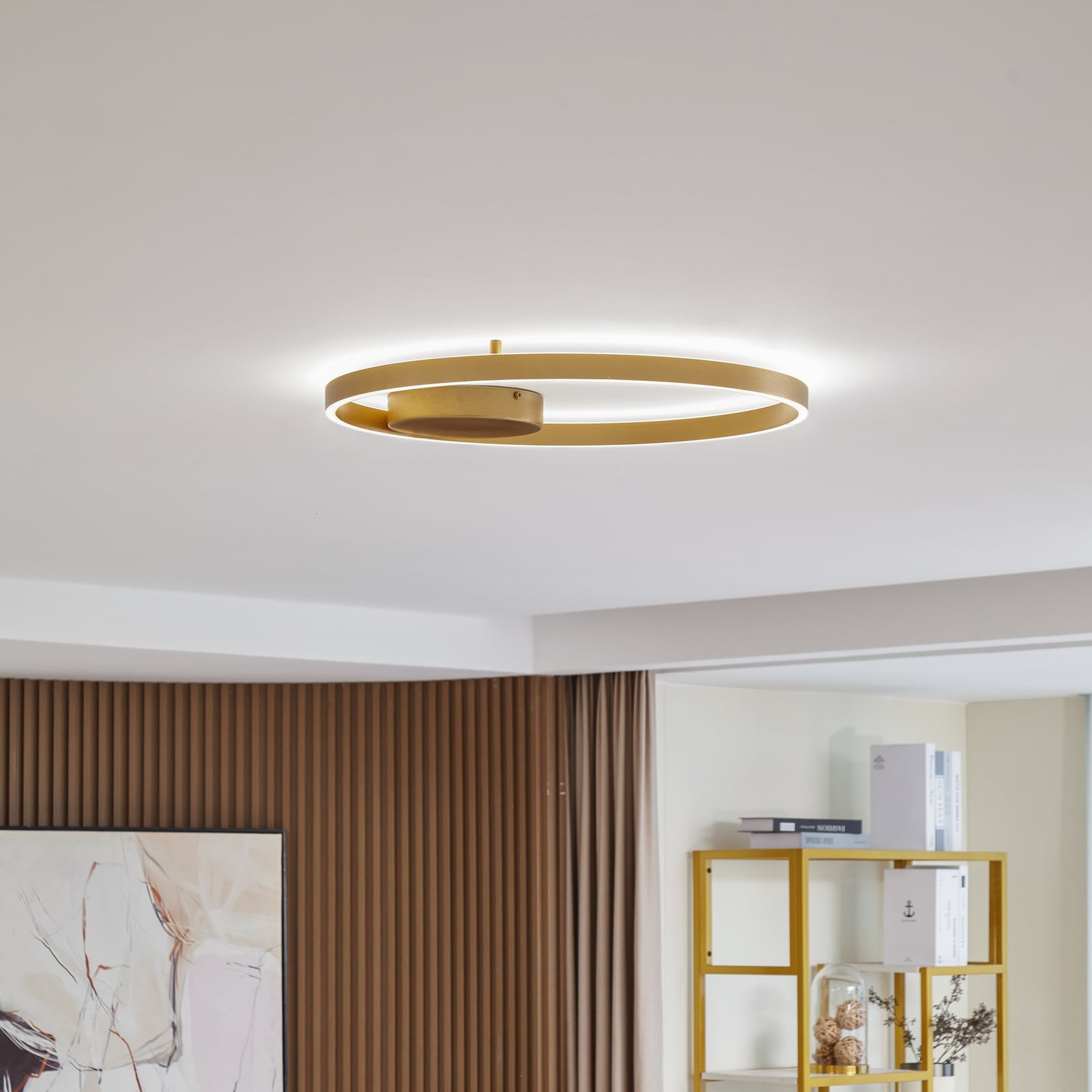 Smart LED taklampe Moise rund gull CCT dimbar Ø60 cm forfra
