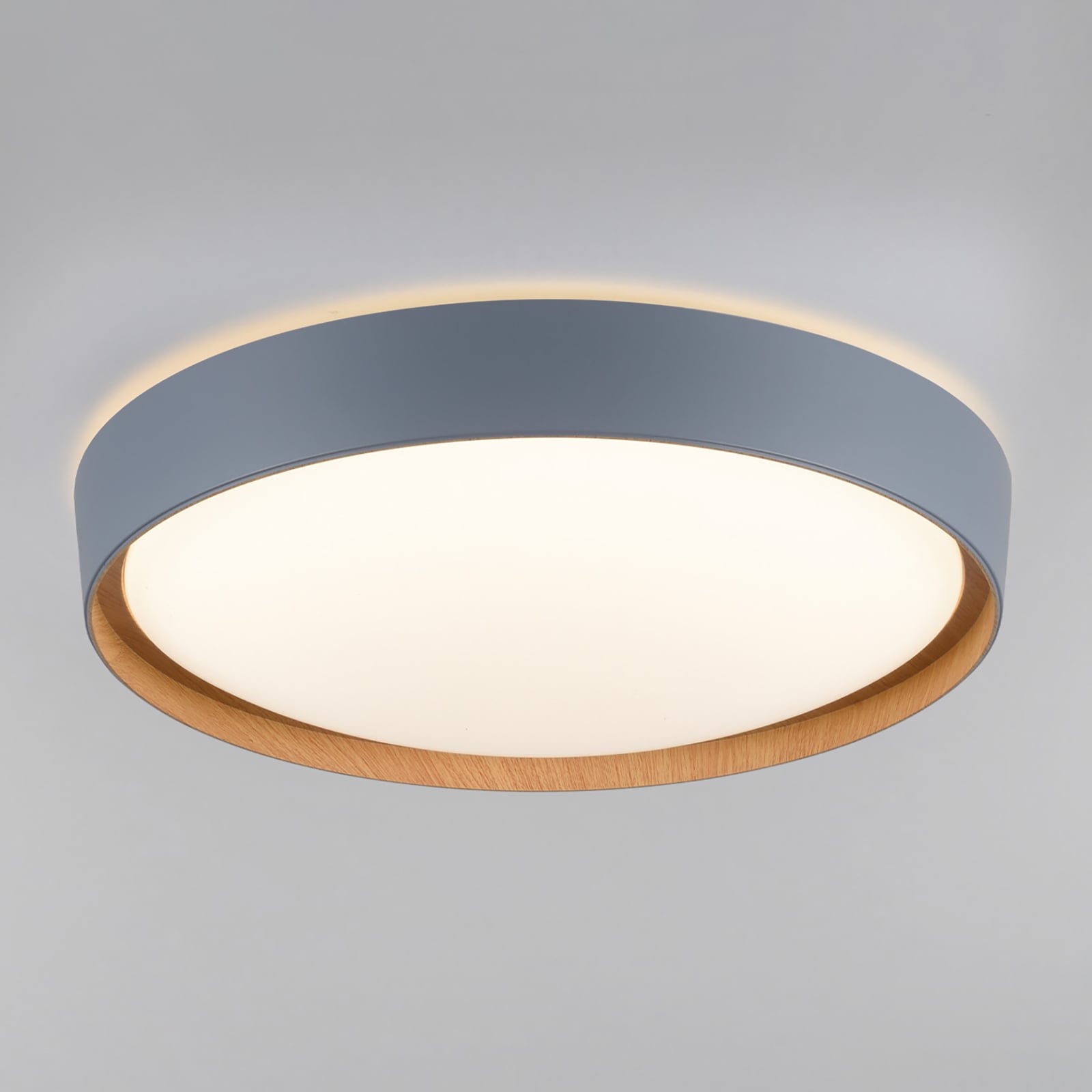 Smart LED-taklampe Q-EMILIA grå/tre Ø50 cm forfra