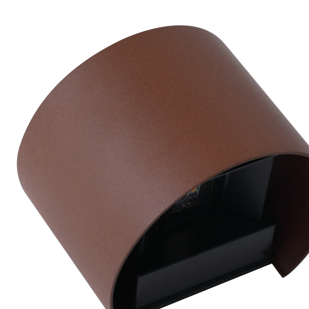 Smart LED utevegglampe Dara rund CCT RGB dimbar IP54 montert på vegg
