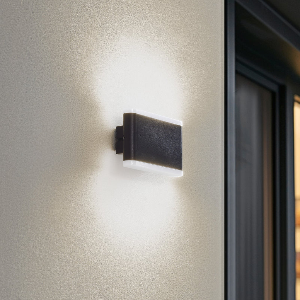 Smart LED utevegglampe Elvi CCT RGB dimbar IP54 forside