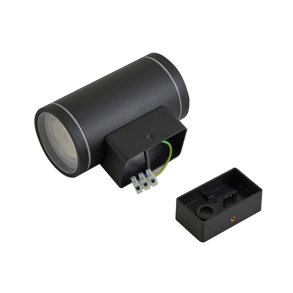 Smart LED utevegglampe Valtin CCT RGB rustfritt stål IP54 lys på vegg