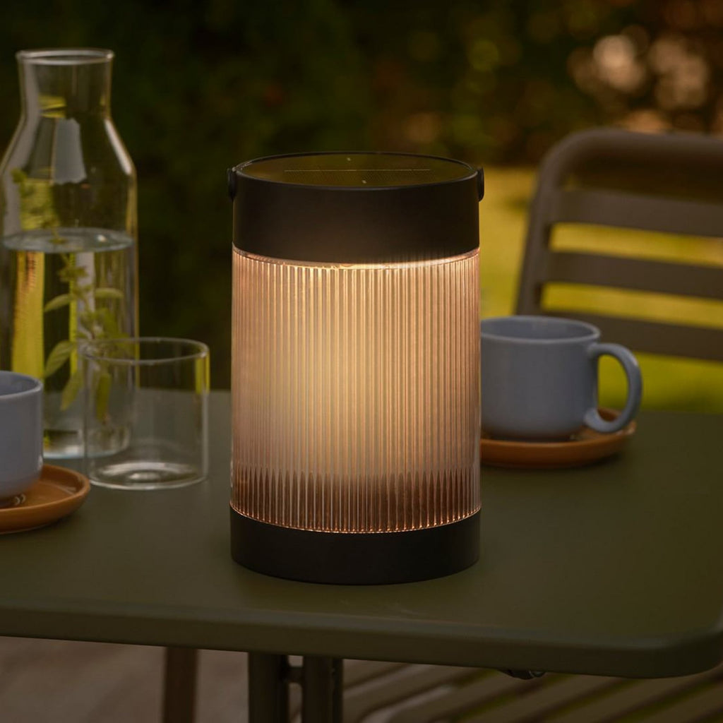 Solcelle bordlampe Coupar svart dimbar 22 cm forfra