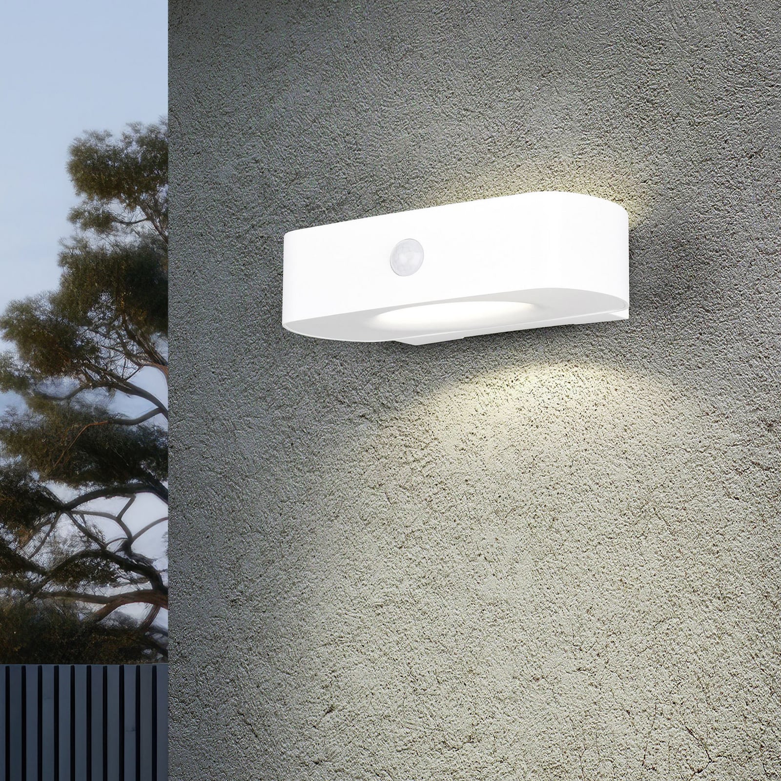 Solcelle utevegglampe Bilbao opp/ned med sensor hvit IP44 - Reality bakside