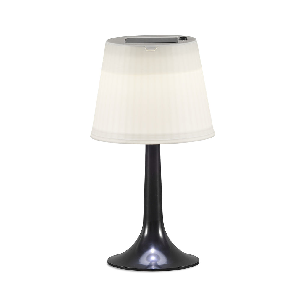 Montert solcellebordlampe Assisi Sitra svart IP44 i hage