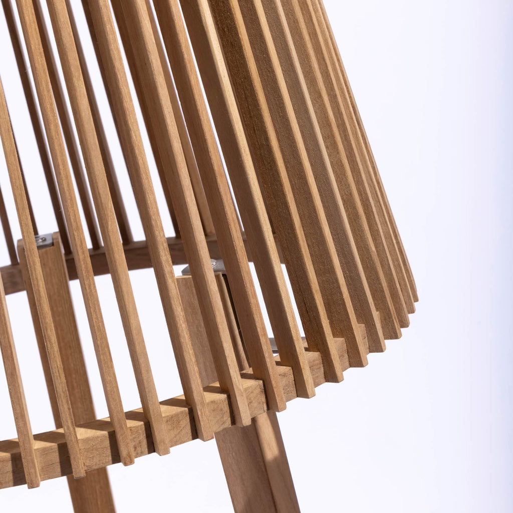 Solcellegulvlampe Tecka teak med bevegelsessensor IP55 - Les Jardins
