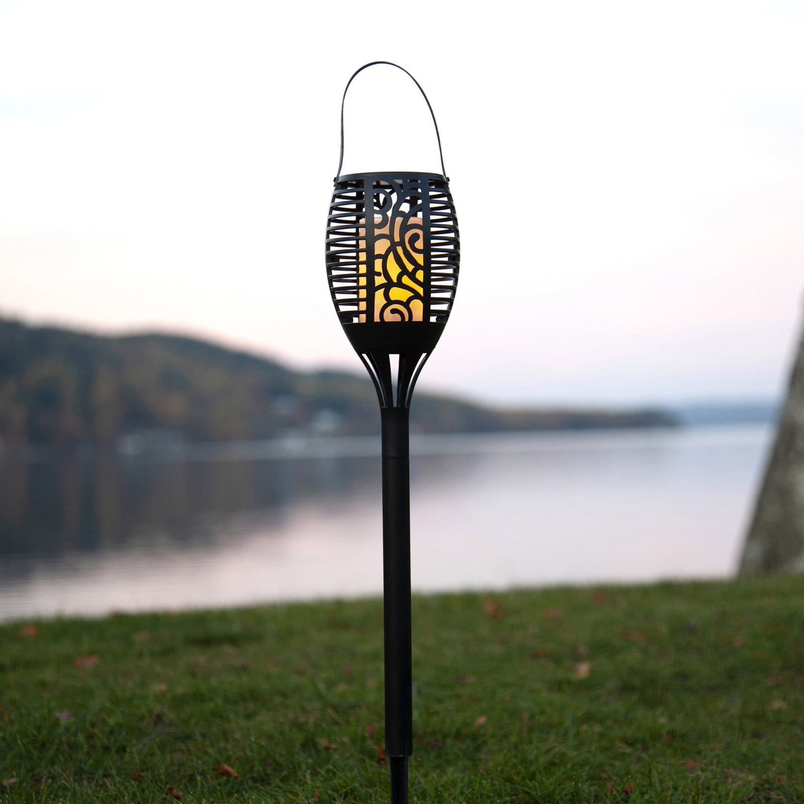 Detalj av flammeeffekt på Solcellelampe LED Flame