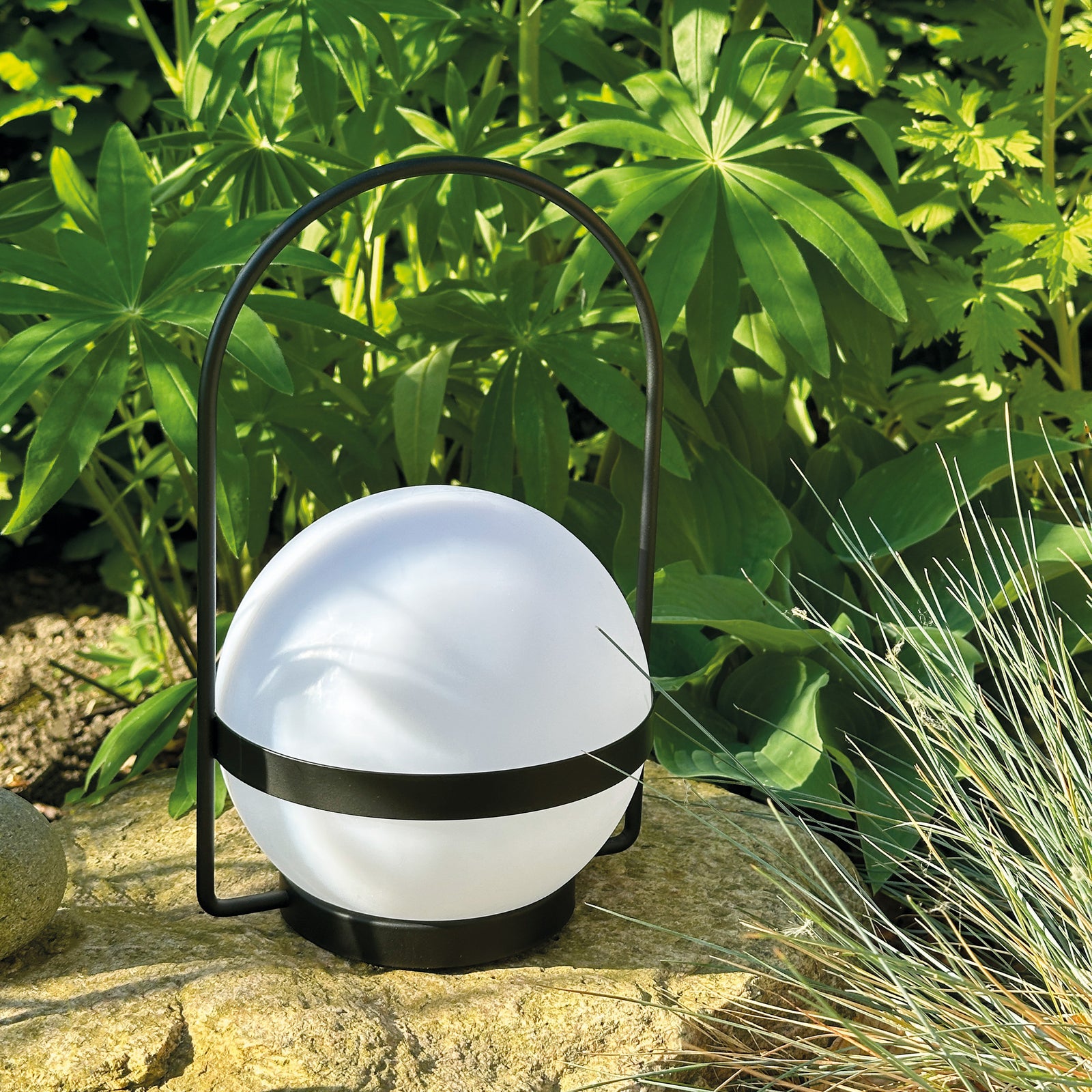 Solcellelampe LED Summer dimbar hvit/svart bakside