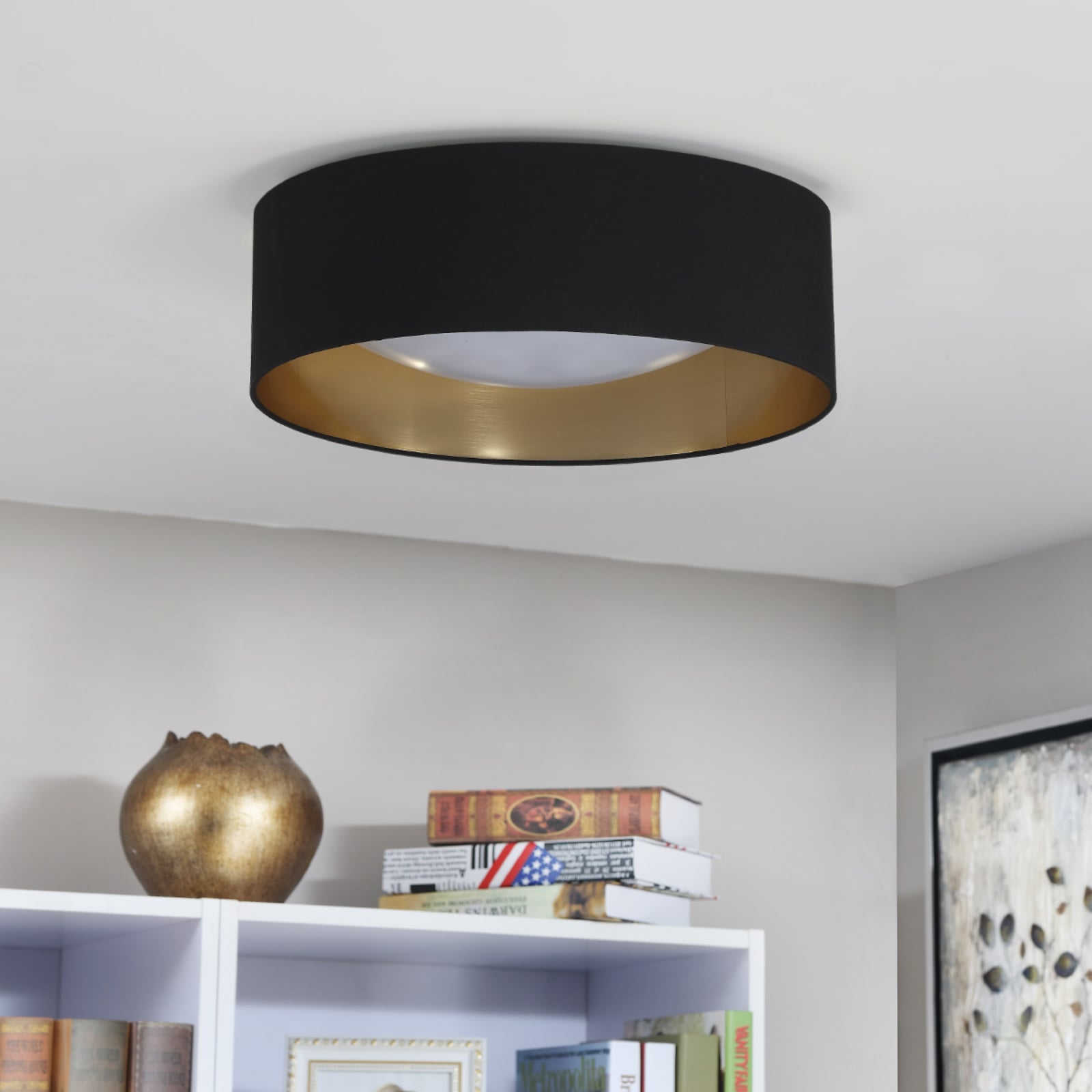 Taklampe Coleen tekstil svart/gull montert i rom