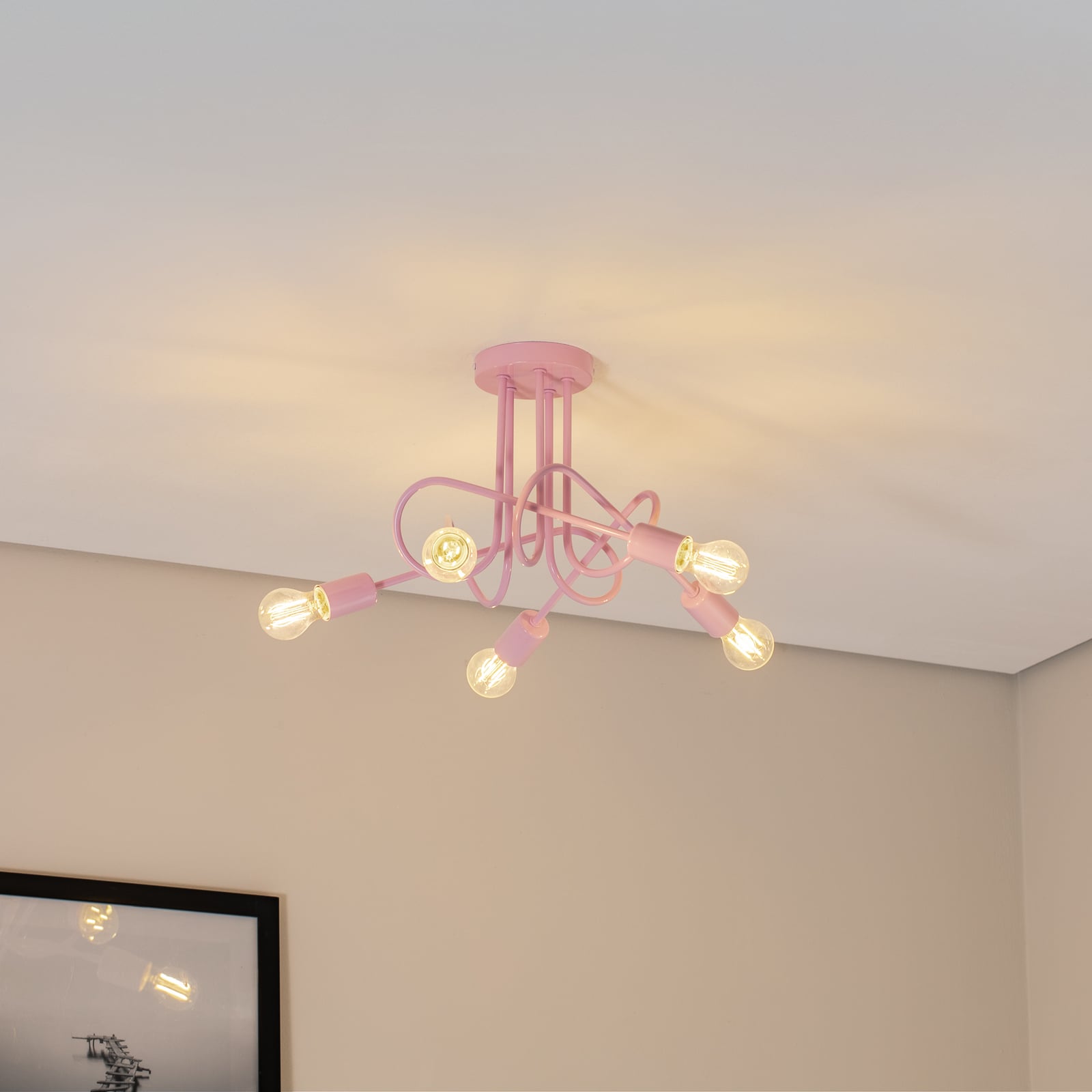 Taklampe Oxford lysrosa bakside detalj