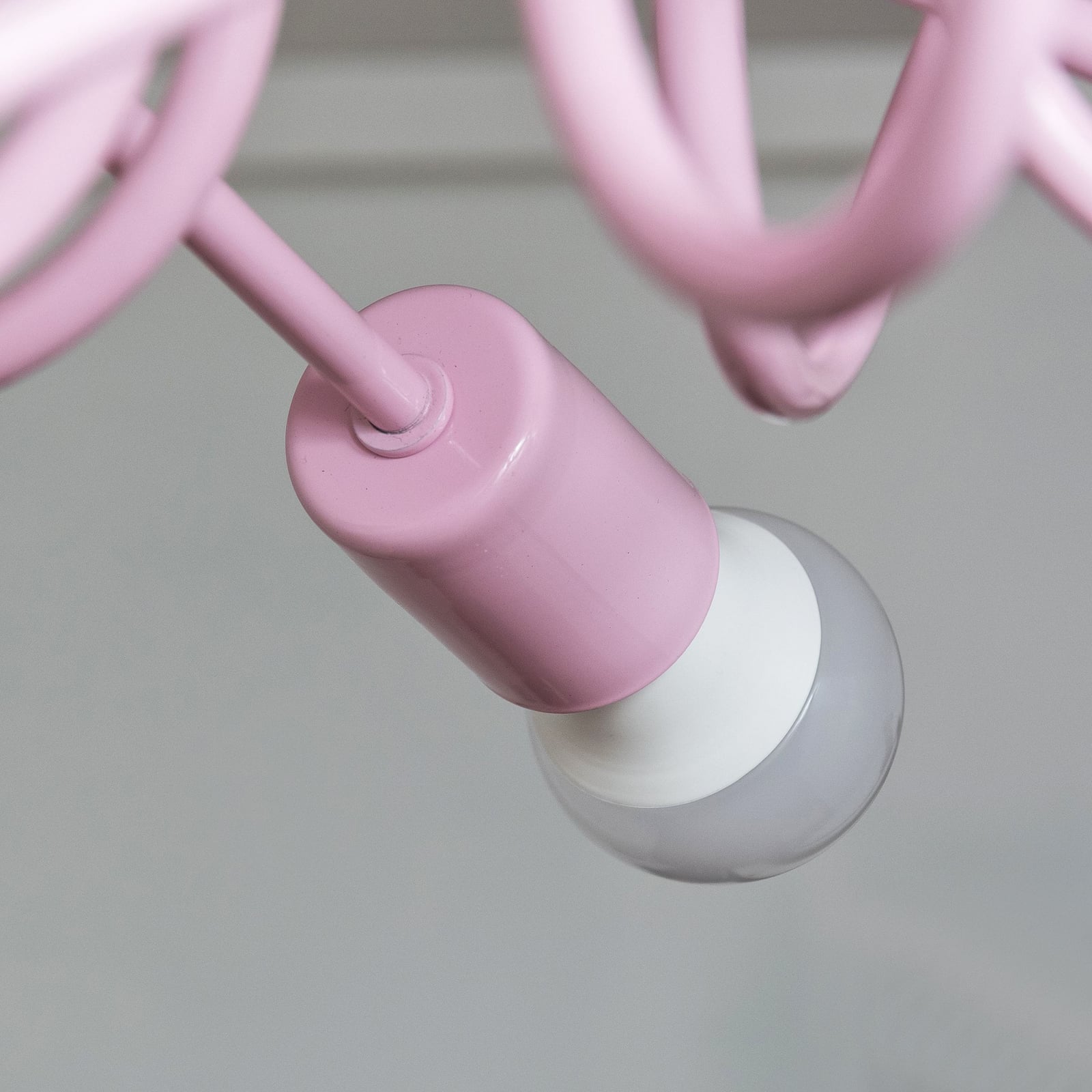 Taklampe Oxford lysrosa vinklet oversikt