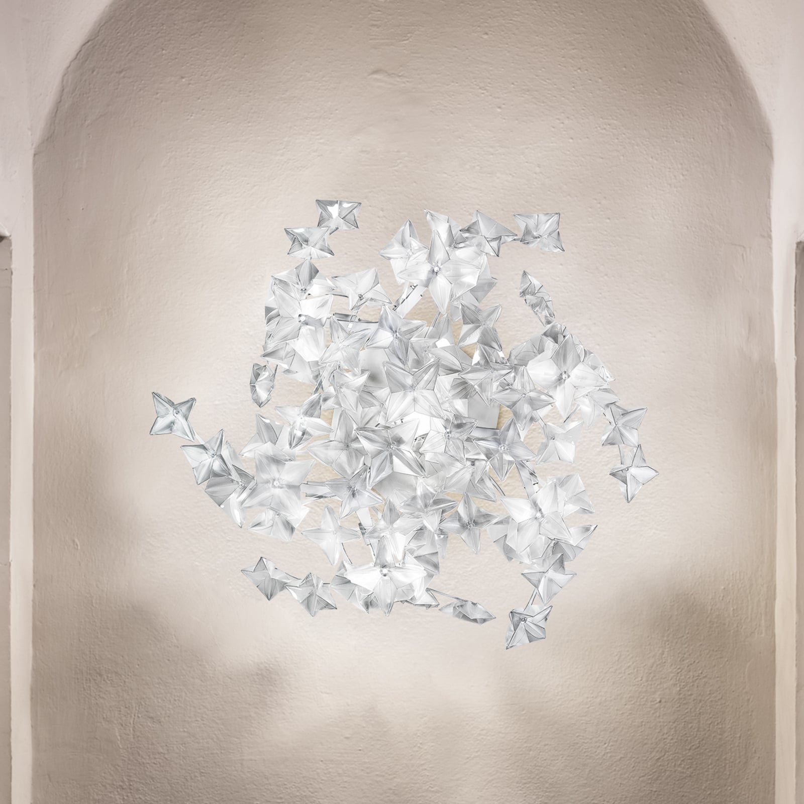 Nærbilde av Lentiflex materiale på Taklampe/vegglampe Hanami prisma Ø65 cm dimbar G9