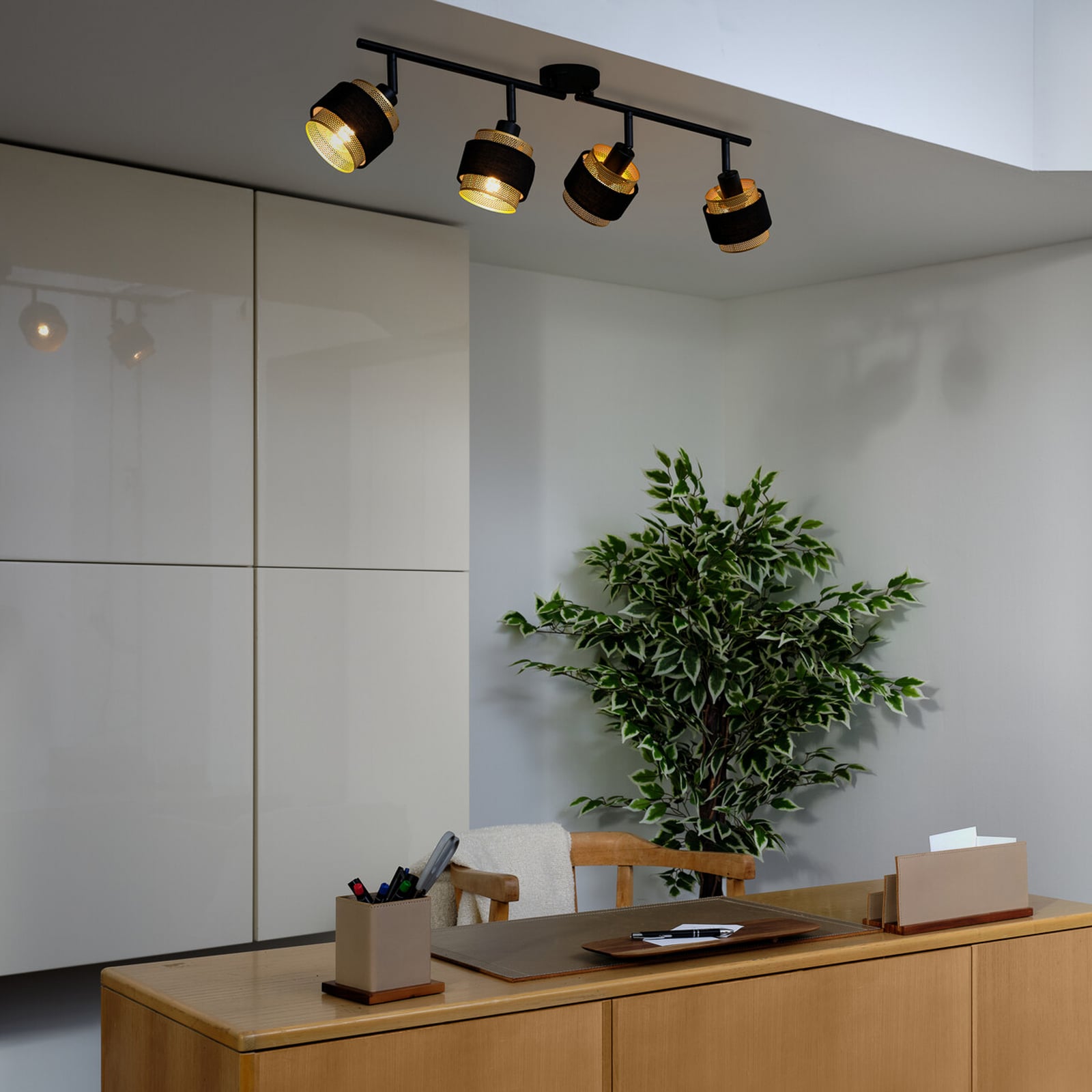 Bakside av Takspot Decor Spot Hornet 4-lys svart/gull E14 71 cm