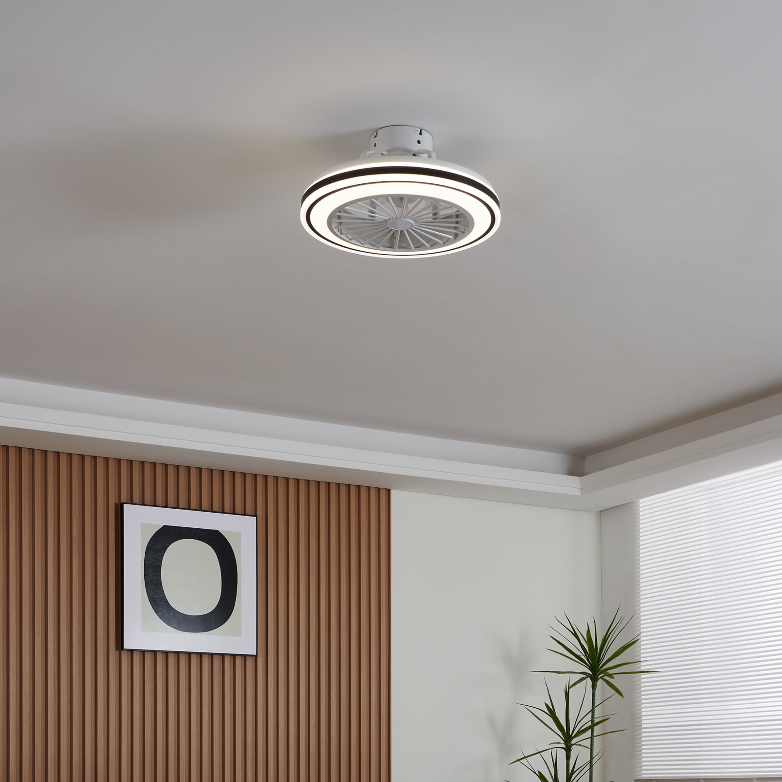 Takvifte Almeria med LED CCT dimbar hvit/svart bakside