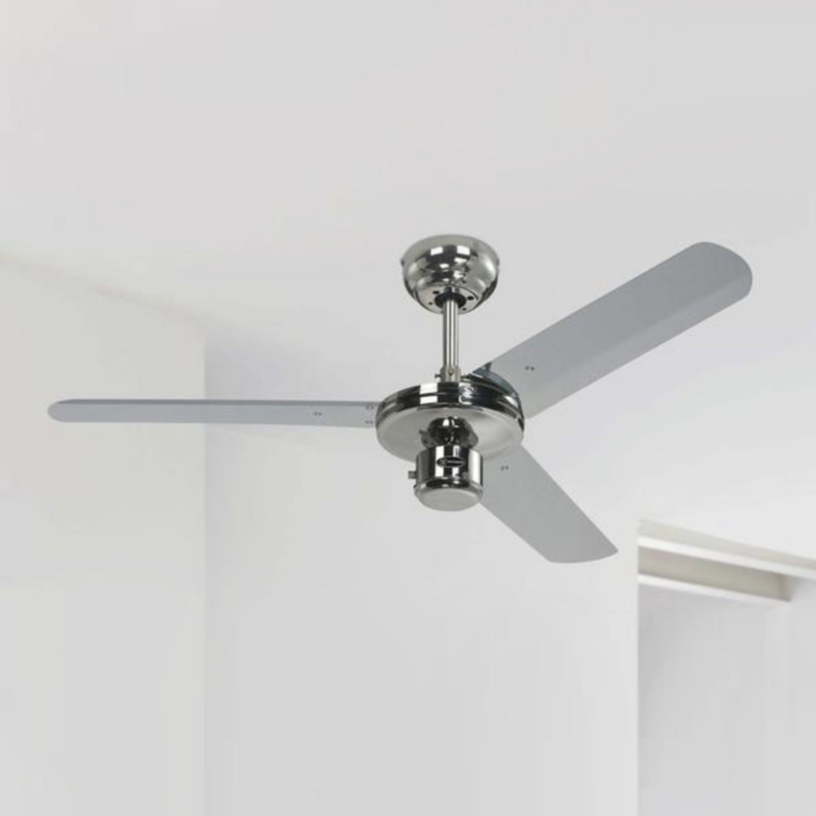 Takvifte Industrial krom 3 vinger Ø122 cm bakside
