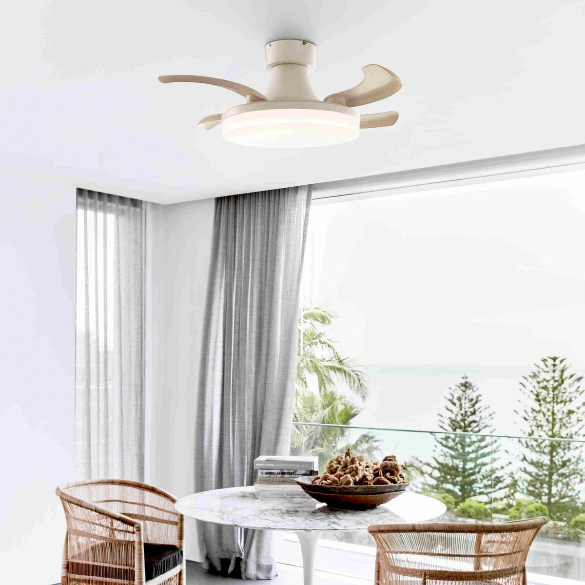 Takvifte med LED-lys dimbar Fanaway Orbit hvit Ø91 cm bakside