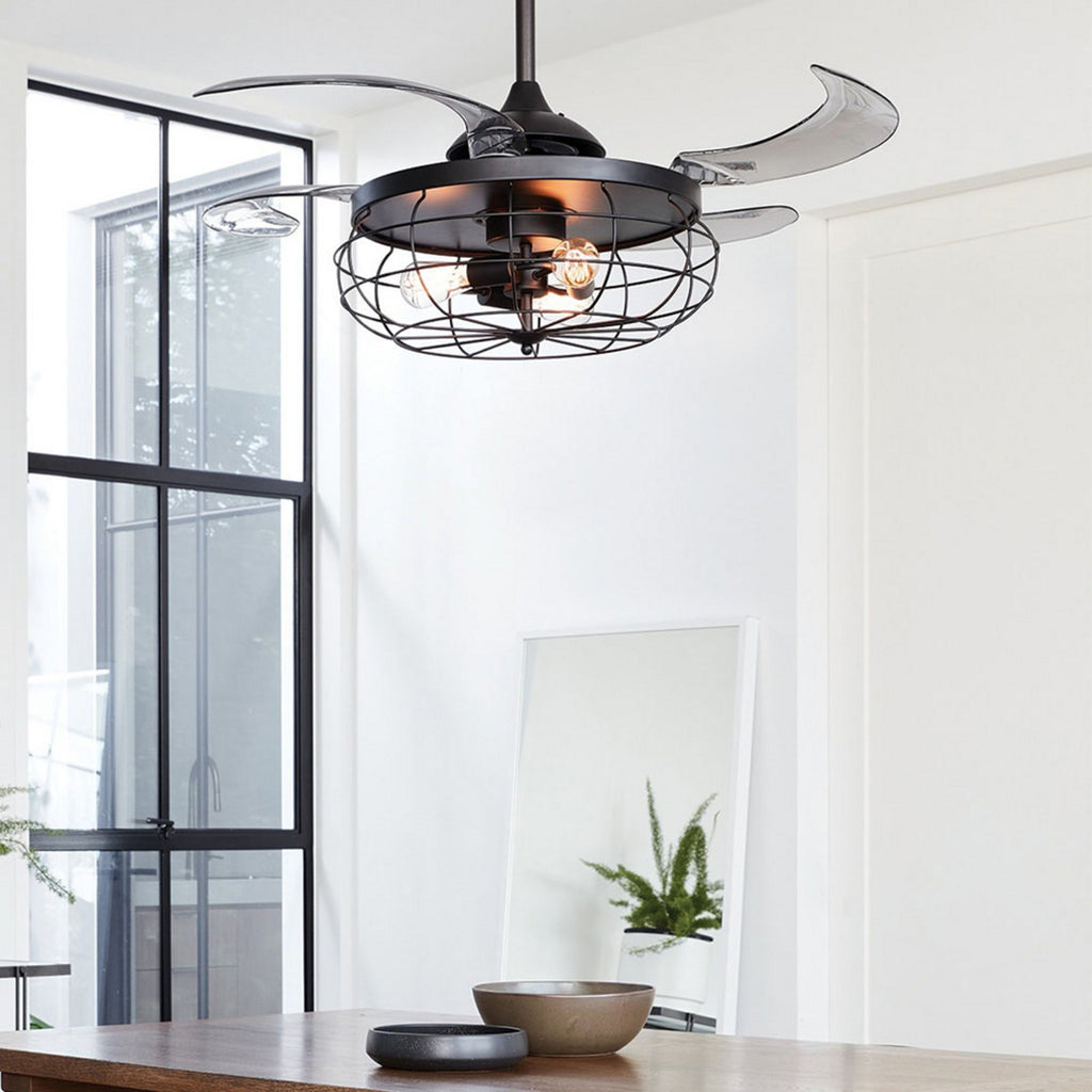 Detalj av vinger på Takvifte med lys Fanaway Industri svart E27 Ø122 cm