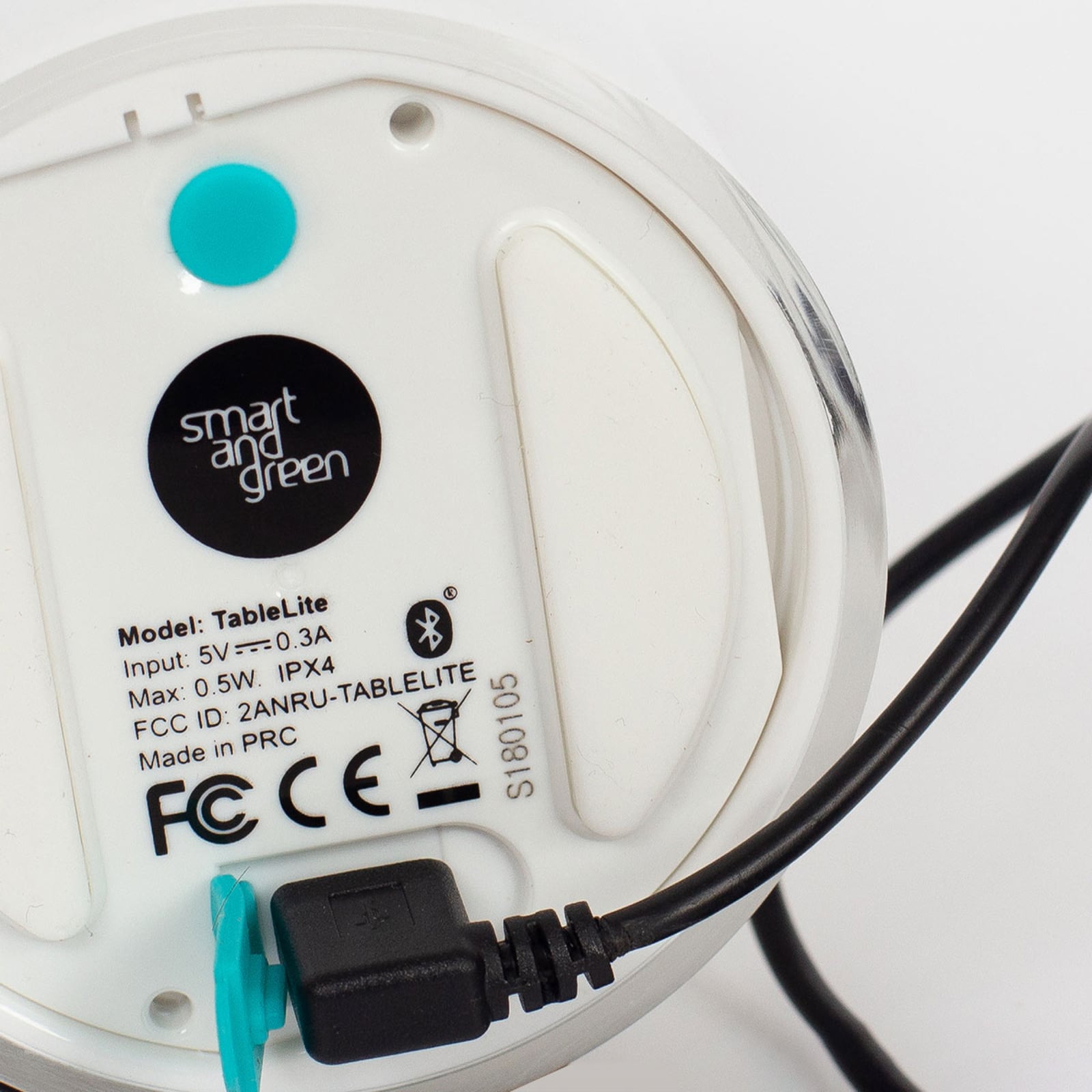 Trådløs bordlampe Tub appstyrt RGBW dimbar IP44 USB-lading