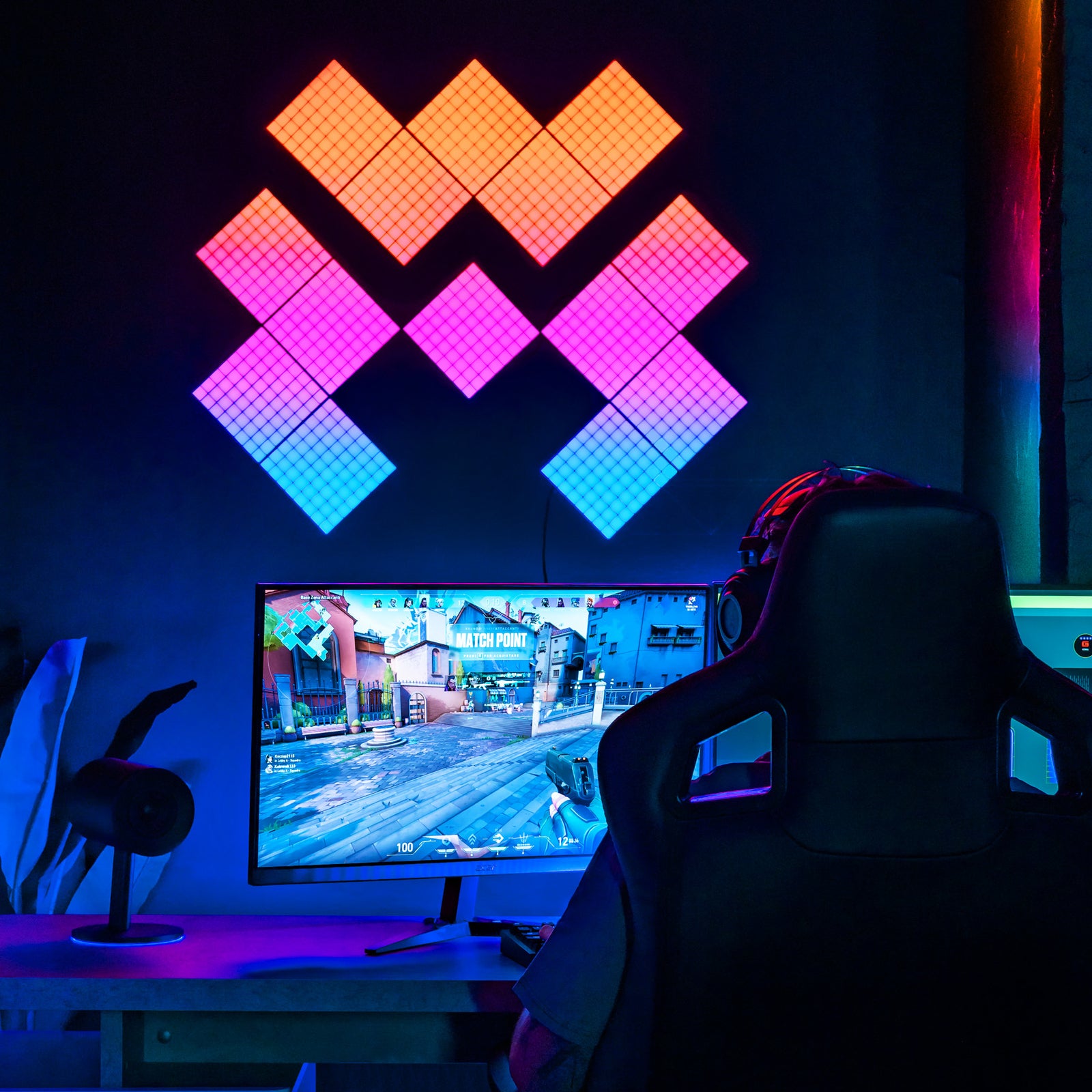 Nærbilde av lysende Twinkly RGB-Squares svart 3-pakning utvidelse