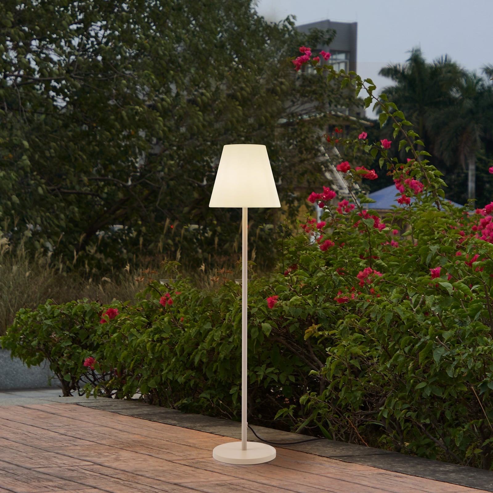 Utegulvlampe Jaimy beige/hvit metall bakside
