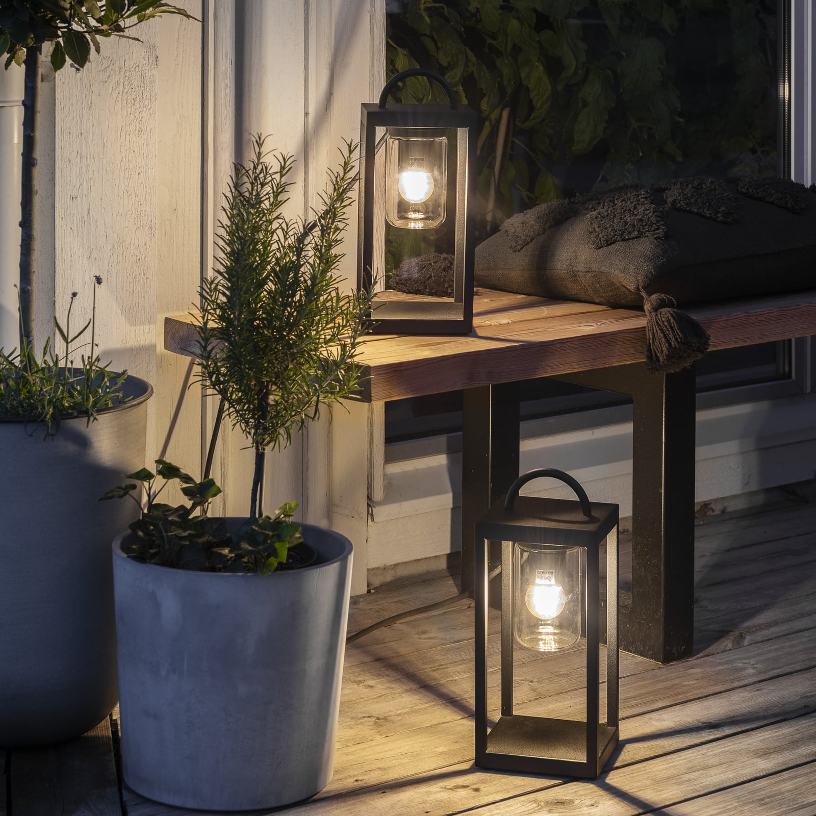 Utelampe Bologna Mini lanterne stål svart 33 cm sideprofil