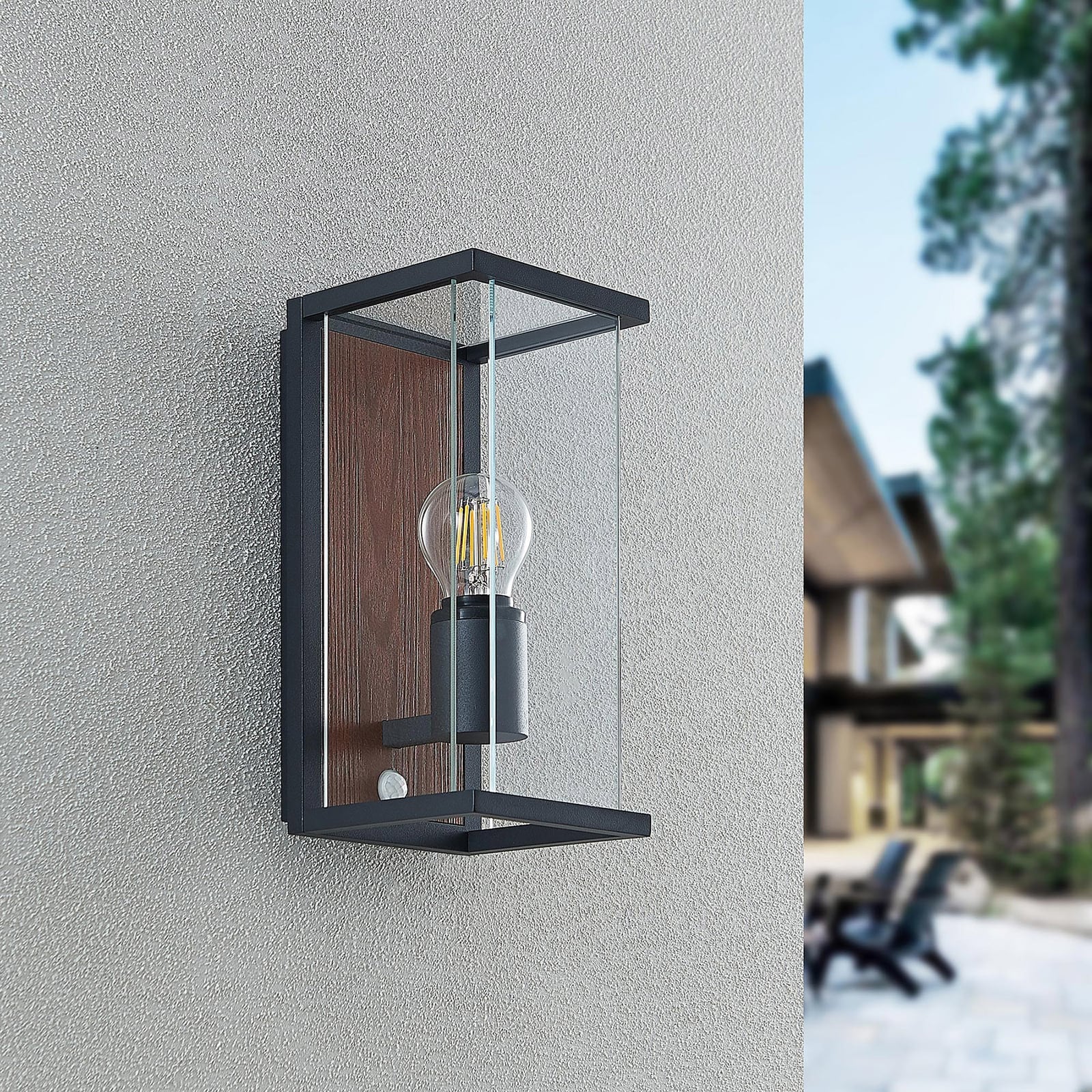 Utevegglampe Elwin med bevegelsessensor bakside