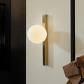 Vegglampe Binomio messing opalglass kuleformet G9 Ideallux forfra