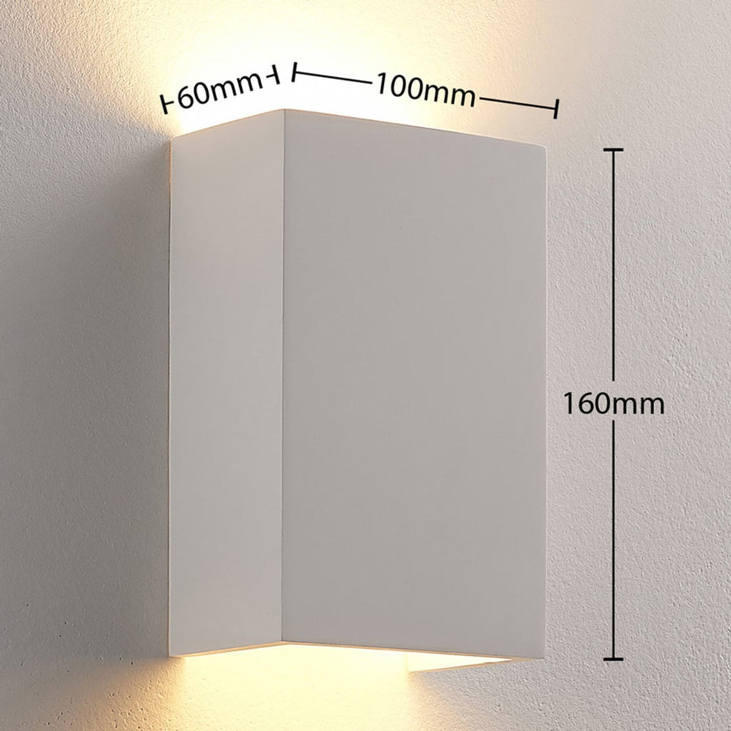 Nærbilde av vegglampe Colja kantet gips hvit G9 dimbar