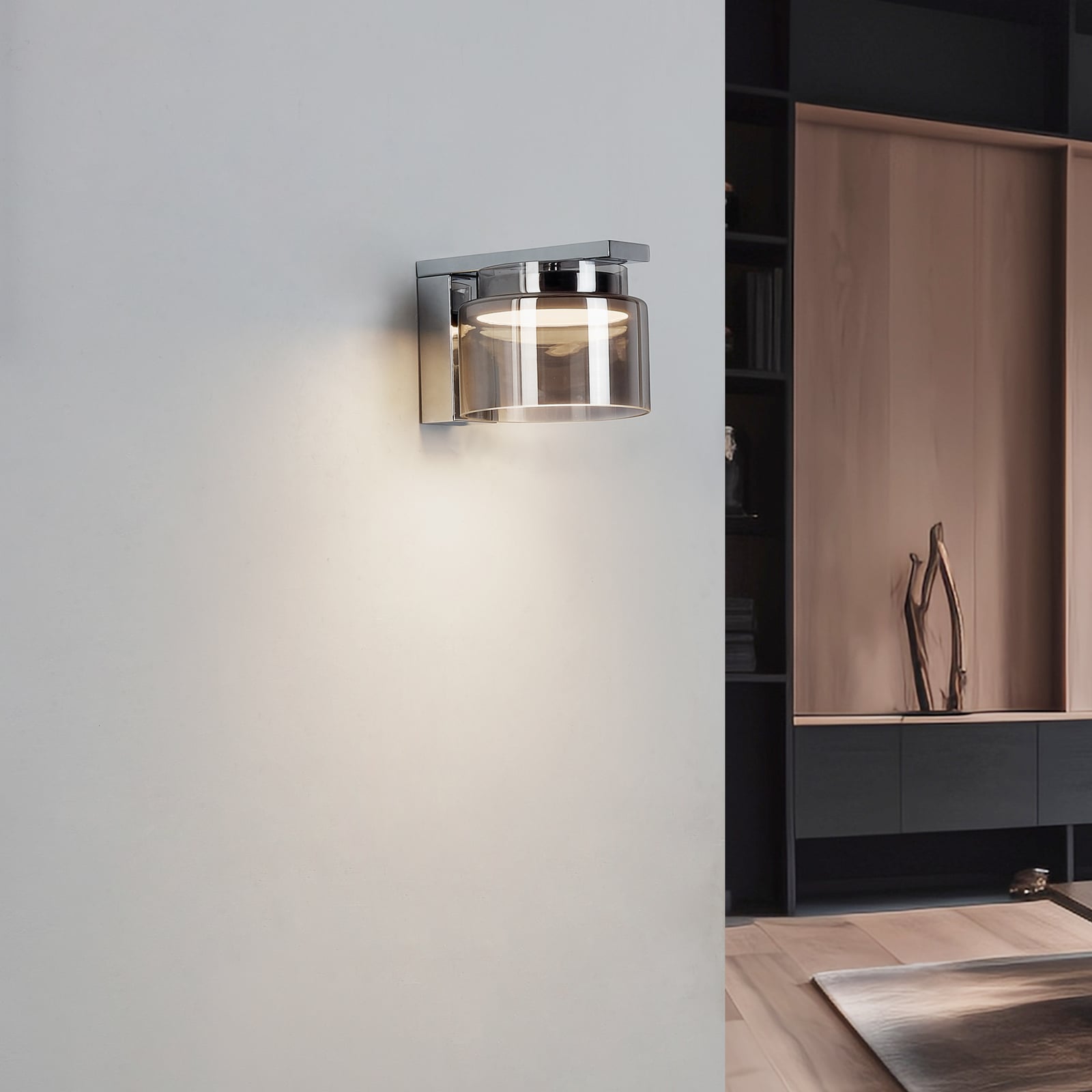 Vegglampe Diano røykgrå glass krom forfra
