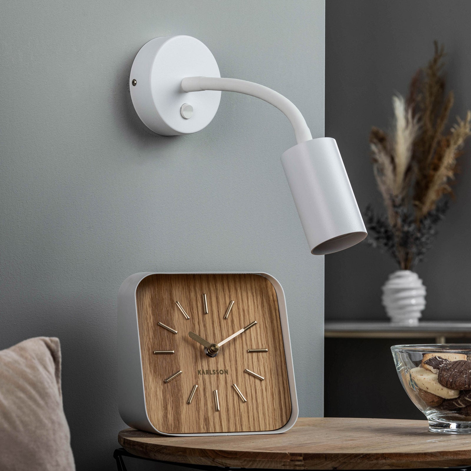 Vegglampe Eye Flex S hvit stål bakside