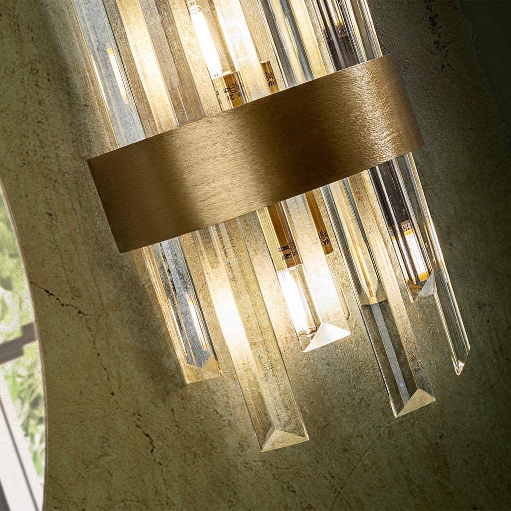 Nærbilde av G9 LED-lyskilde i Vegglampe Grace 2-lys glass gullfarget G9 Schuller Valencia
