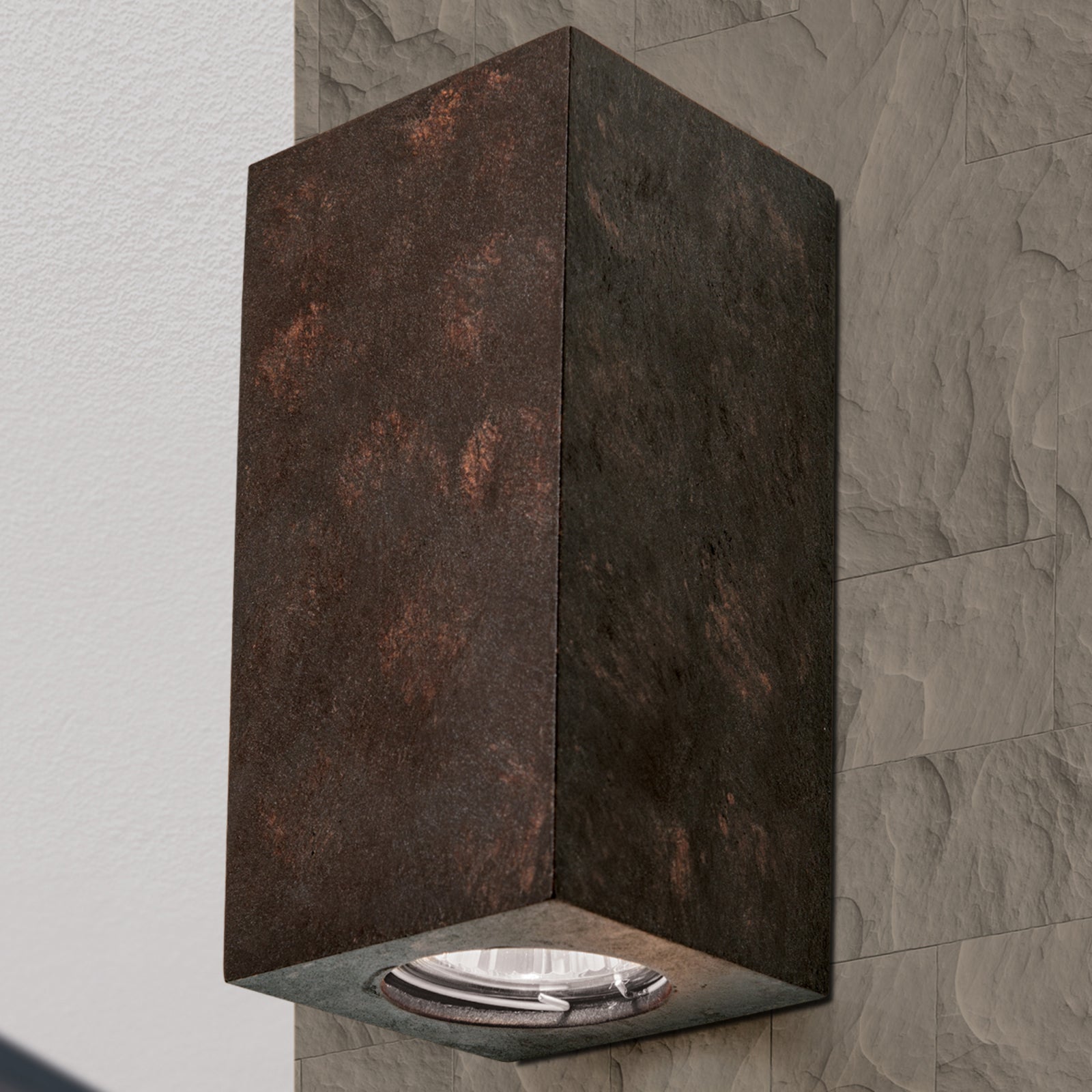 Vegglampe Ivona gips rustfarget 2-lys GU10 bakside